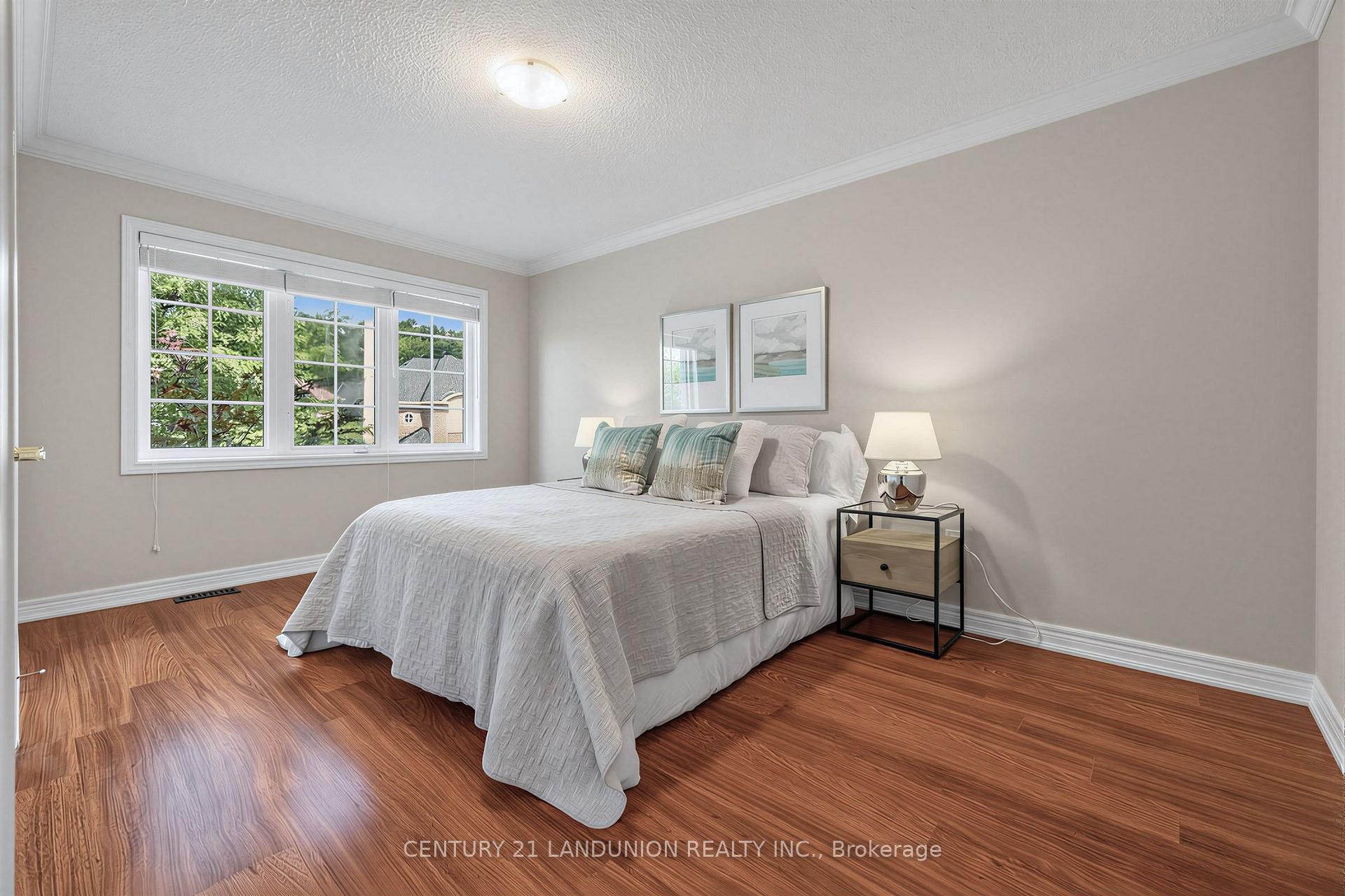 Photo 12 of 21 Hendel Drive, Vaughan, Patterson — HOMEH