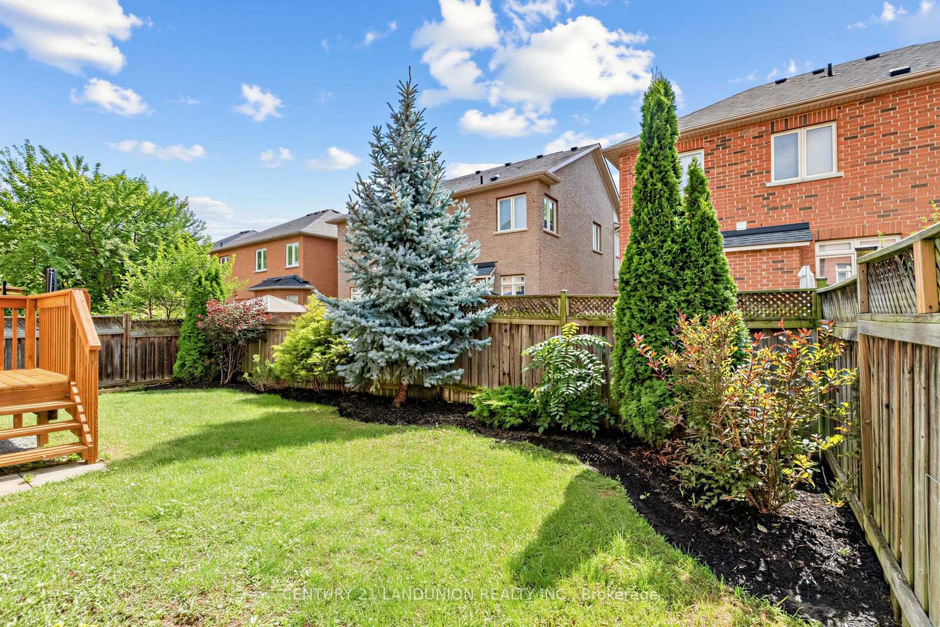 Photo 22 of 21 Hendel Drive, Vaughan, Patterson — HOMEH