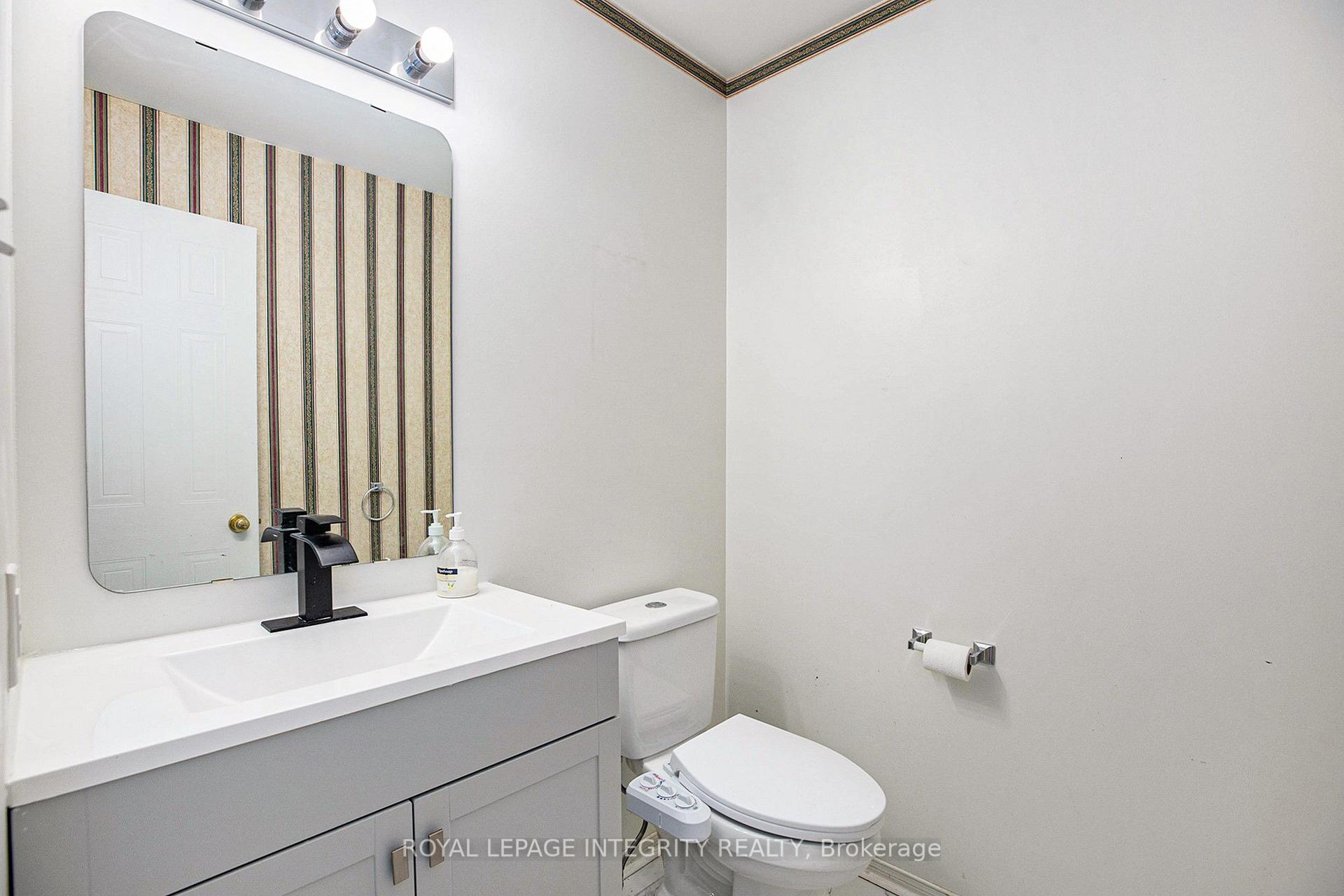 Photo 13 of 67 Landover Crescent, Ottawa, Kanata - Emerald Meadows/Trailwest — HOMEH