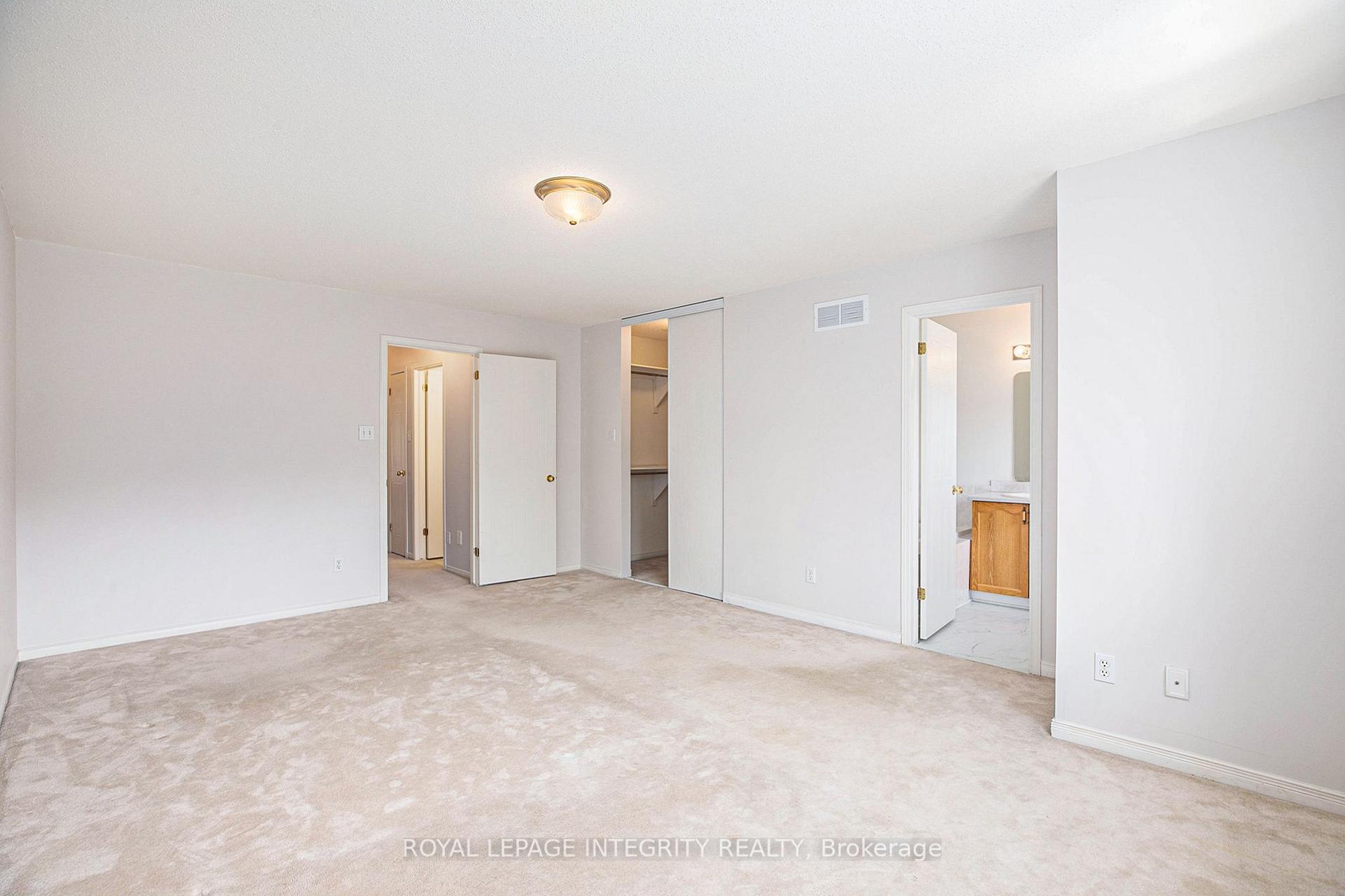 Photo 14 of 67 Landover Crescent, Ottawa, Kanata - Emerald Meadows/Trailwest — HOMEH