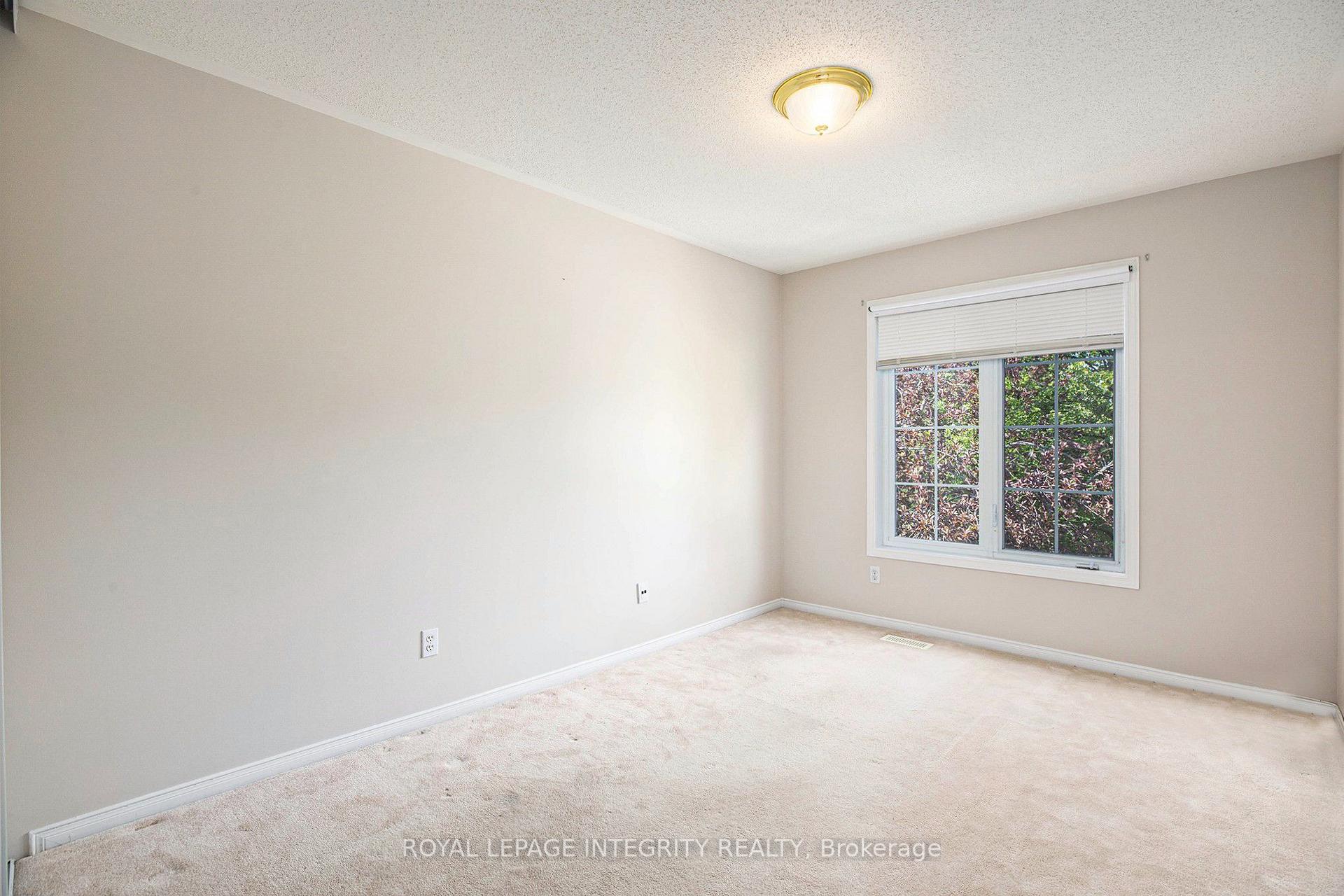 Photo 17 of 67 Landover Crescent, Ottawa, Kanata - Emerald Meadows/Trailwest — HOMEH