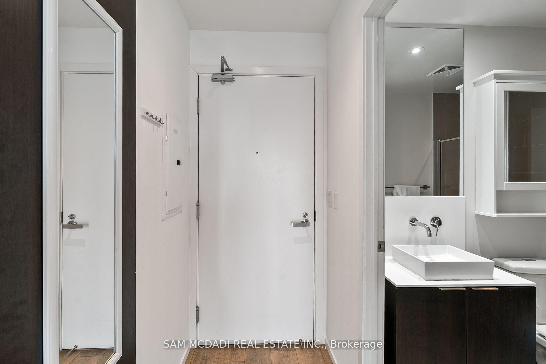 Photo 18 of Unit 1906, 159 Dundas Street E, Toronto, Church-Yonge Corridor — HOMEH