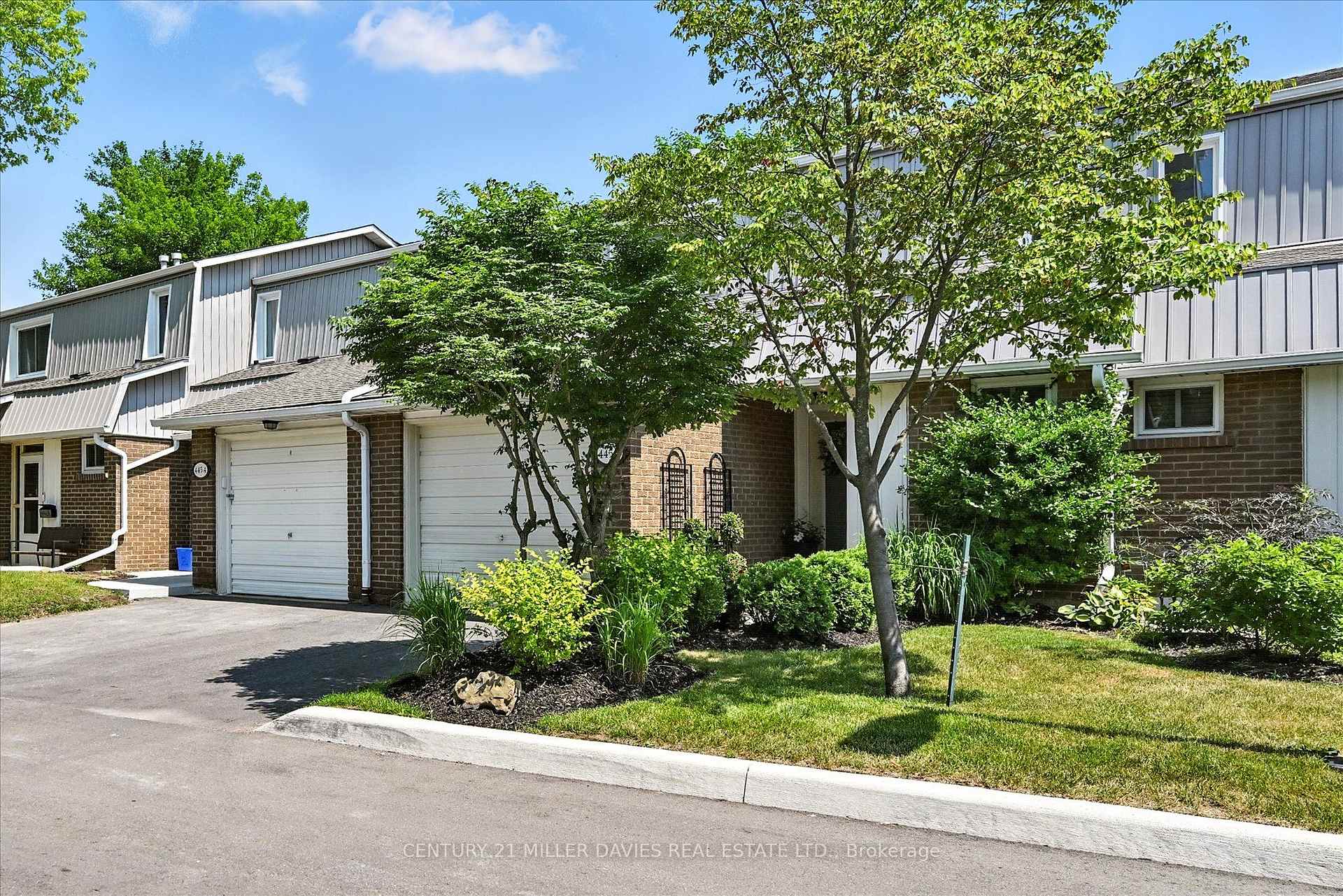 Front of Unit 3, 445 Woodview Road