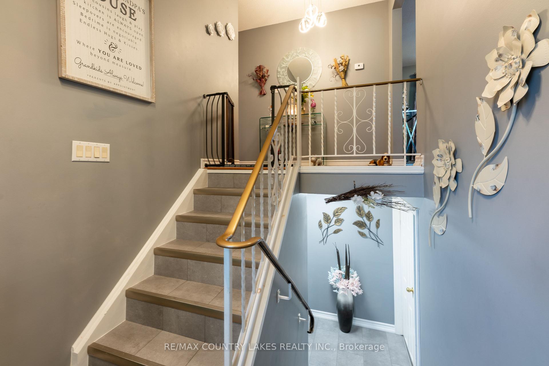 Photo 2 of 65 Beaver Ridge Drive, Brock, Cannington — HOMEH