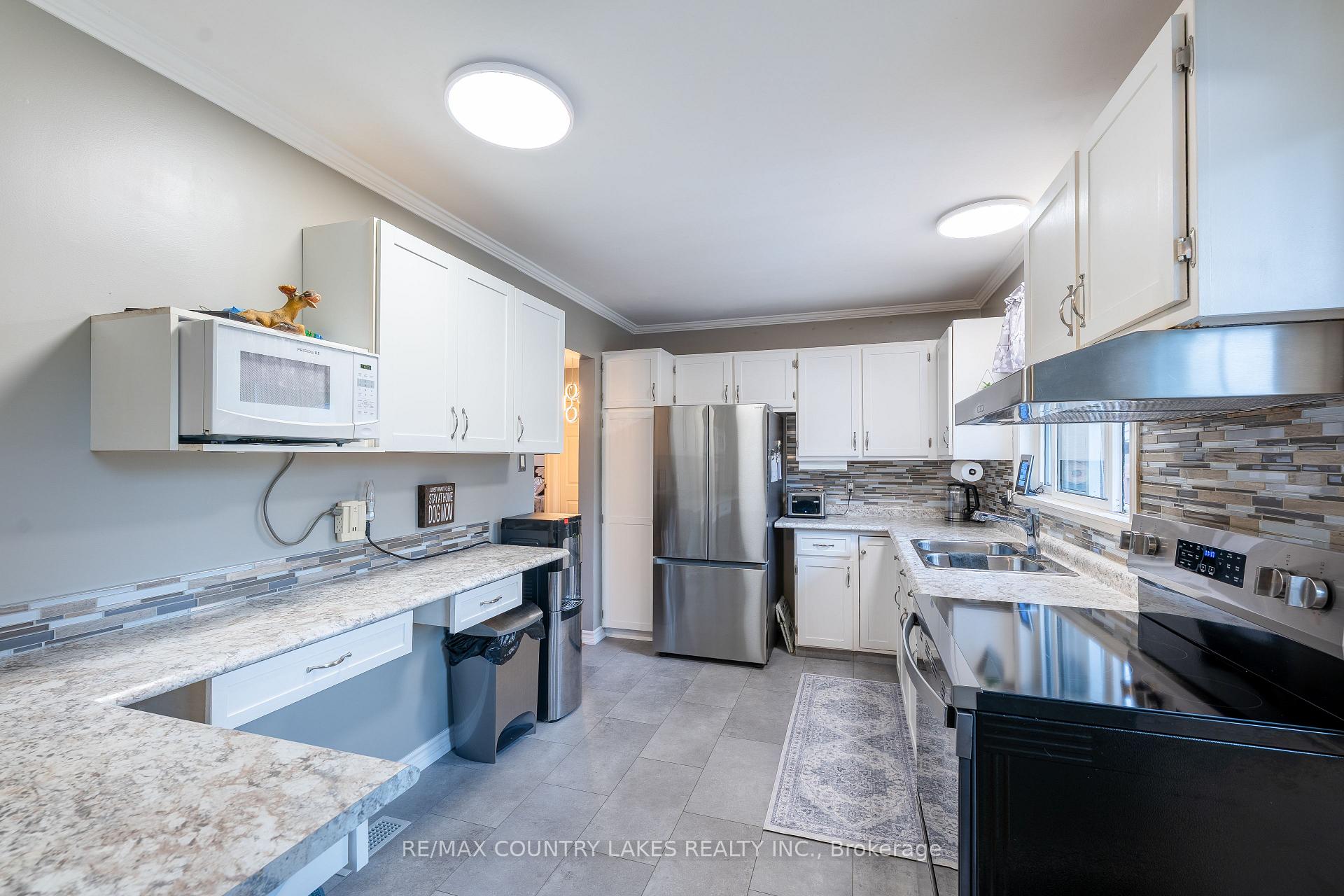 Photo 12 of 65 Beaver Ridge Drive, Brock, Cannington — HOMEH