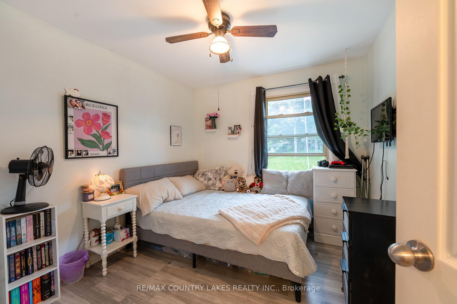 Photo 18 of 65 Beaver Ridge Drive, Brock, Cannington — HOMEH