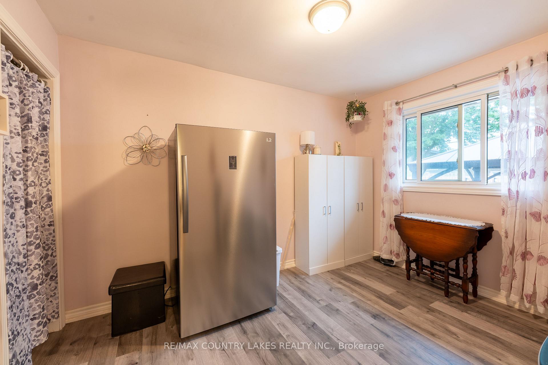 Photo 19 of 65 Beaver Ridge Drive, Brock, Cannington — HOMEH