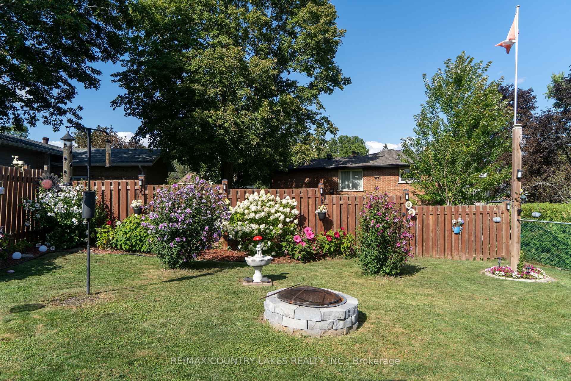 Photo 35 of 65 Beaver Ridge Drive, Brock, Cannington — HOMEH