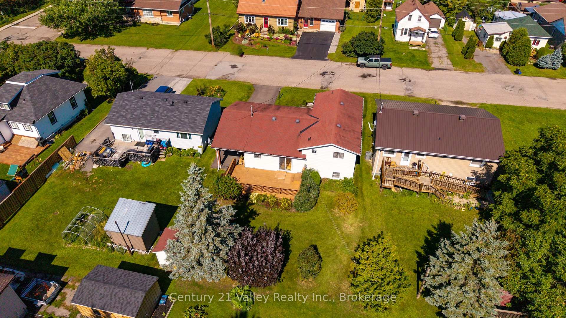 Photo 7 of 361 Sidney Avenue E, Renfrew, Renfrew — HOMEH