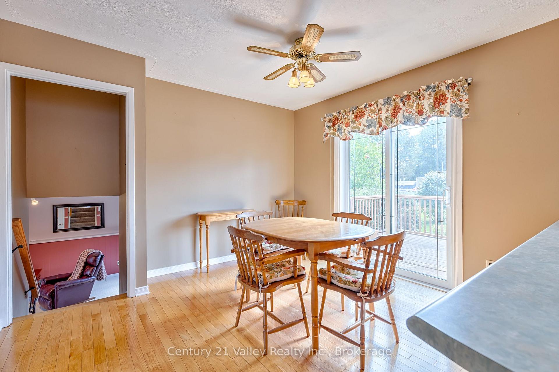 Photo 18 of 361 Sidney Avenue E, Renfrew, Renfrew — HOMEH