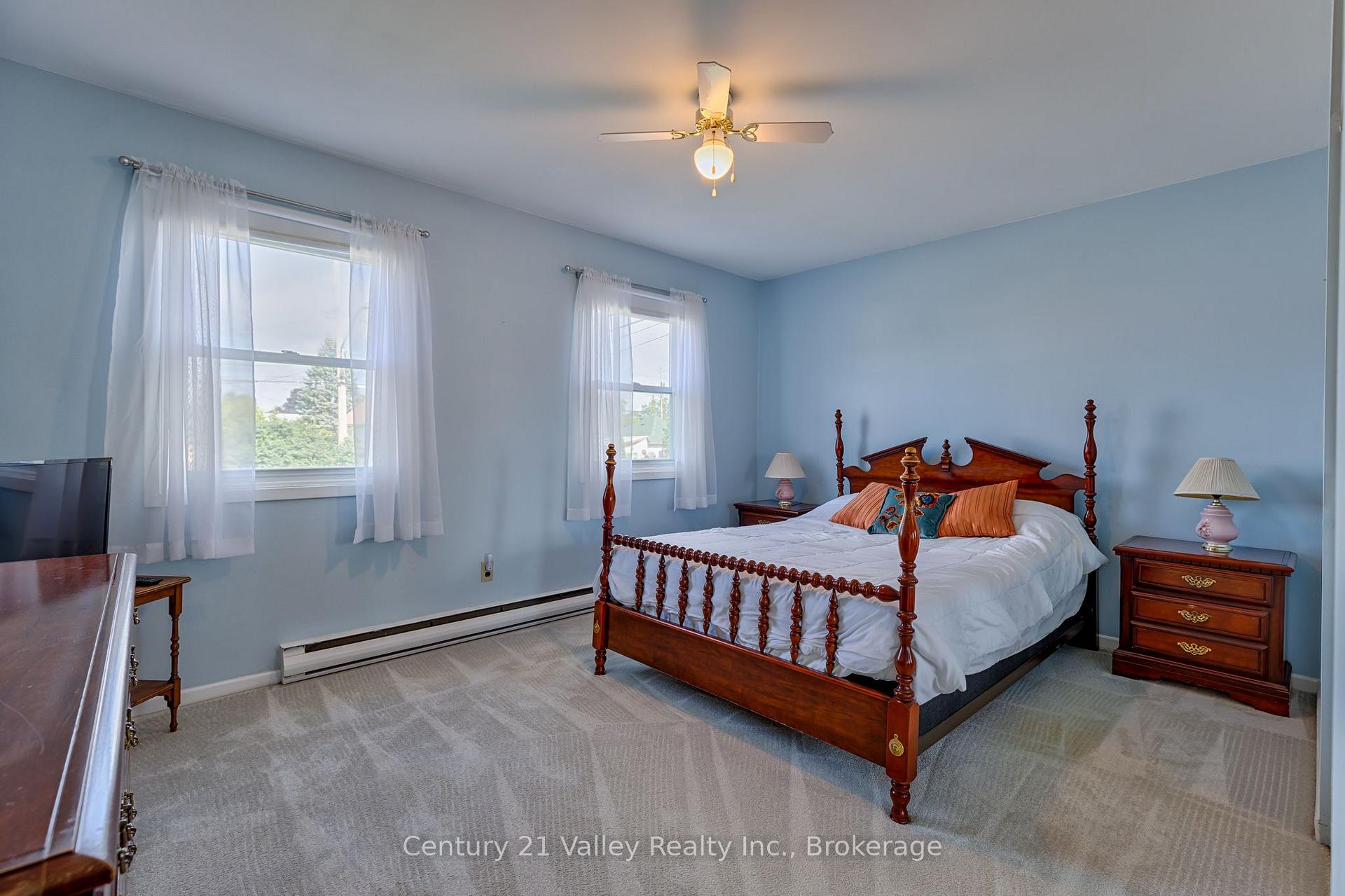 Photo 24 of 361 Sidney Avenue E, Renfrew, Renfrew — HOMEH
