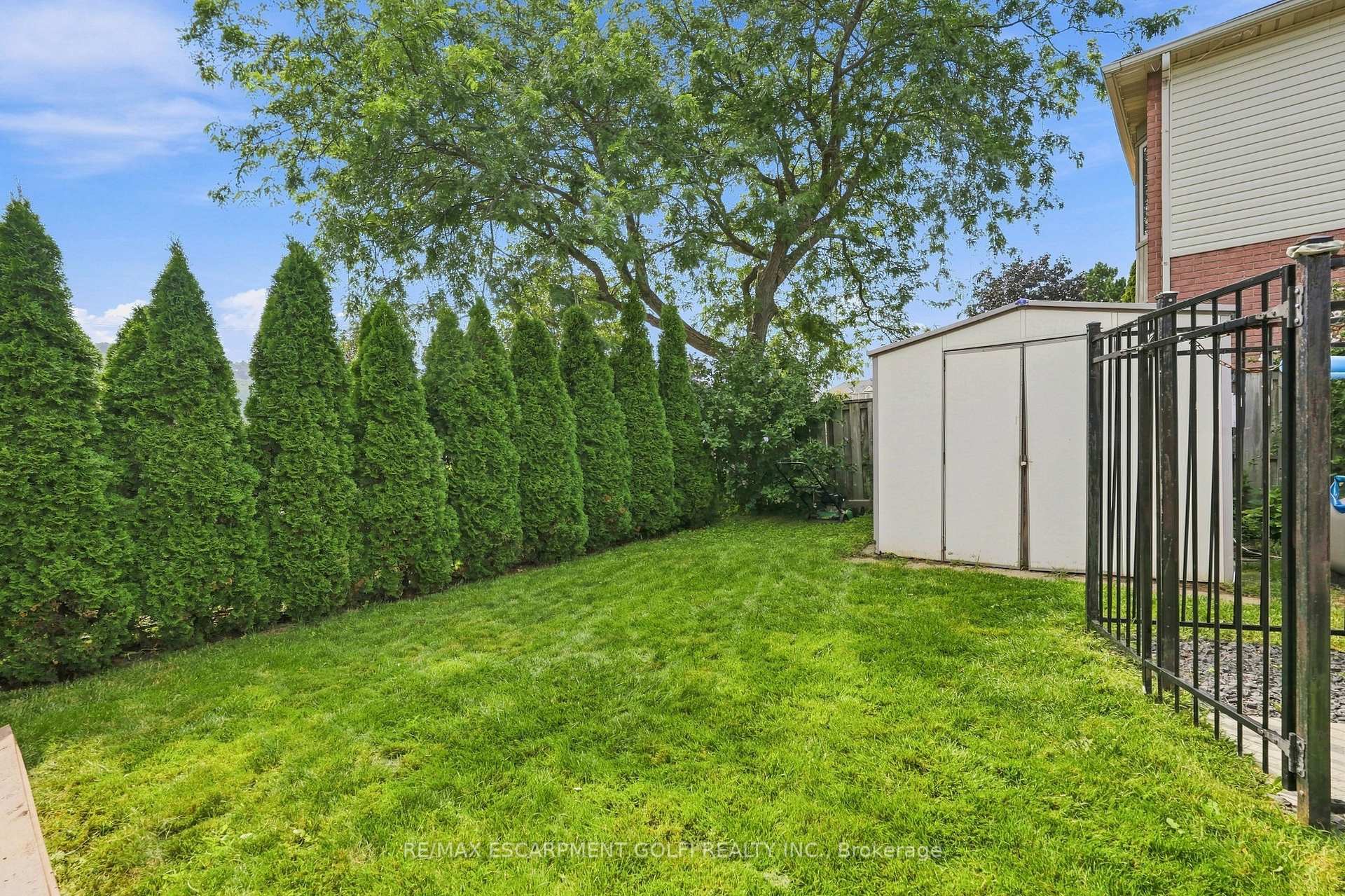 Photo 35 of 138 Livingston Avenue, Grimsby, Grimsby West — HOMEH