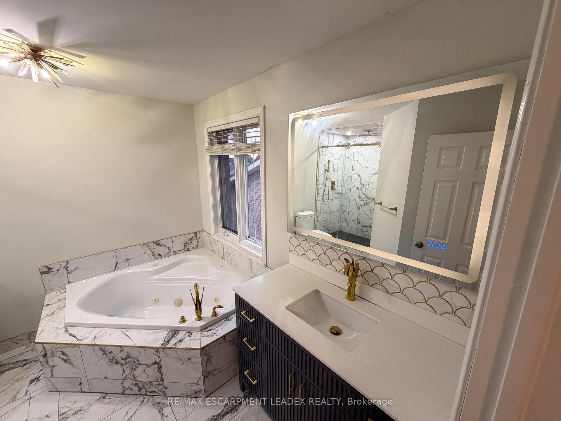 Photo 5 of 1429 Upper Sherman Avenue, Hamilton, Rushdale — HOMEH