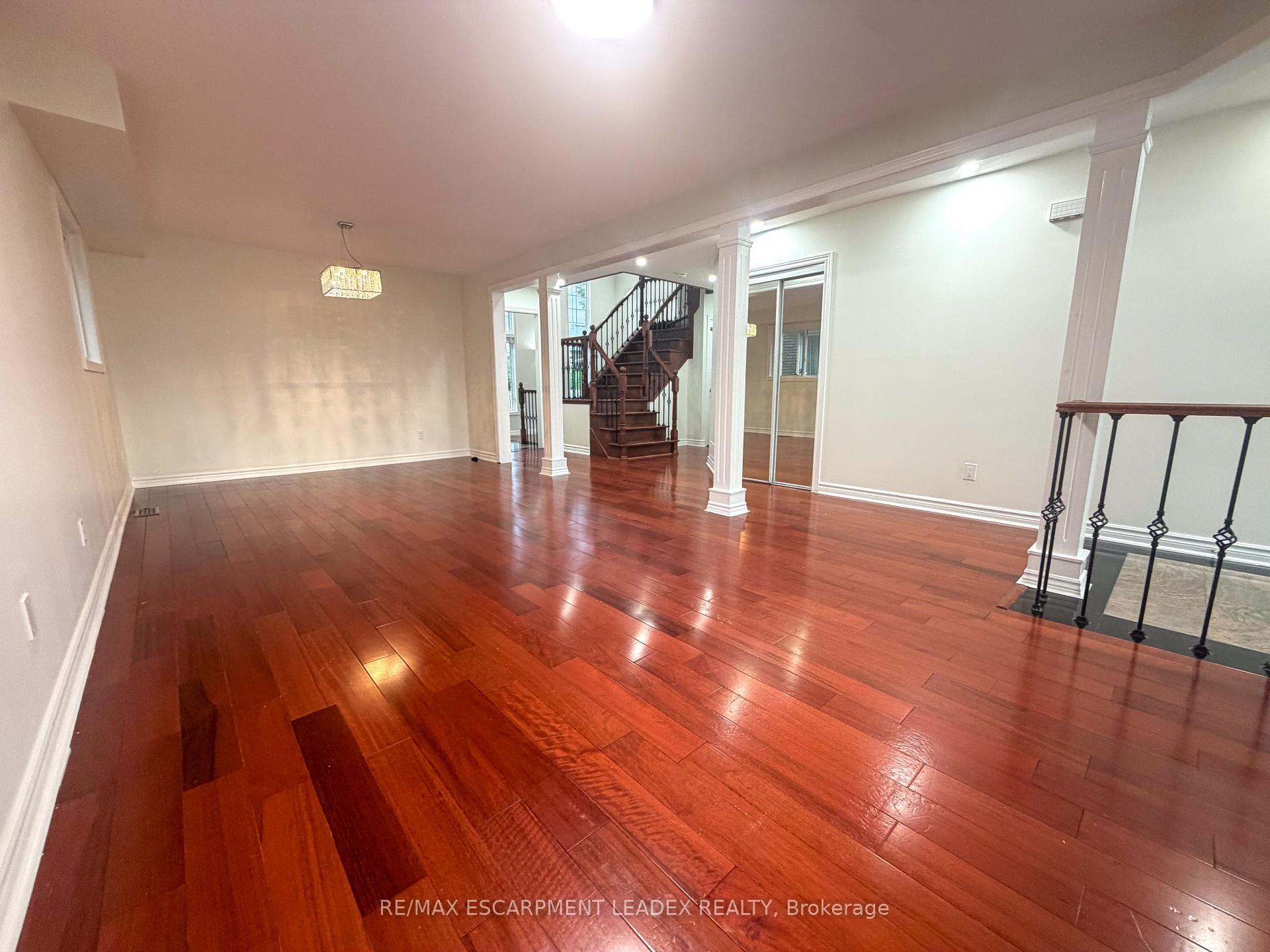 Photo 51 of 1429 Upper Sherman Avenue, Hamilton, Rushdale — HOMEH