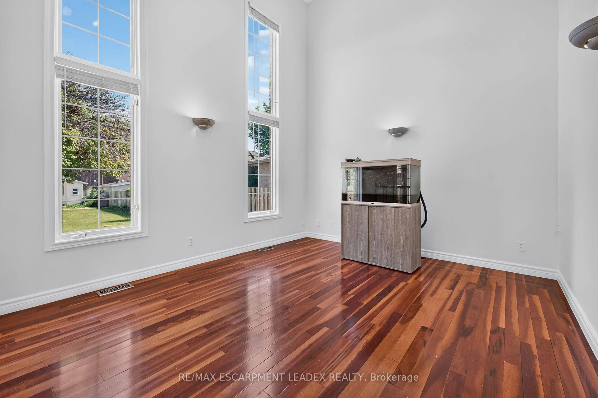 Photo 16 of 1429 Upper Sherman Avenue, Hamilton, Rushdale — HOMEH