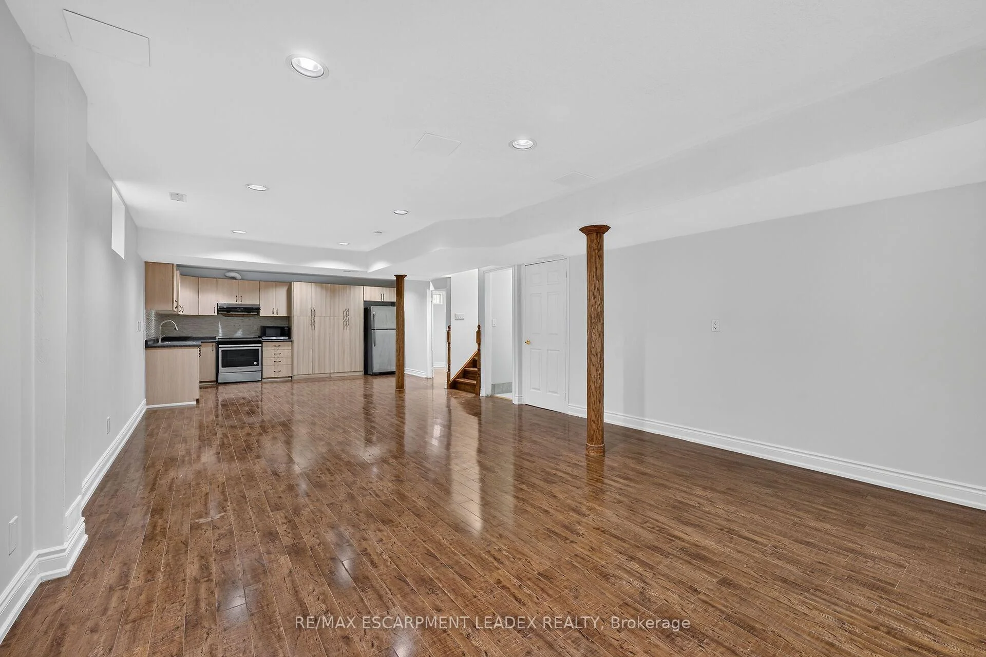 Photo 70 of 1429 Upper Sherman Avenue, Hamilton, Rushdale — HOMEH