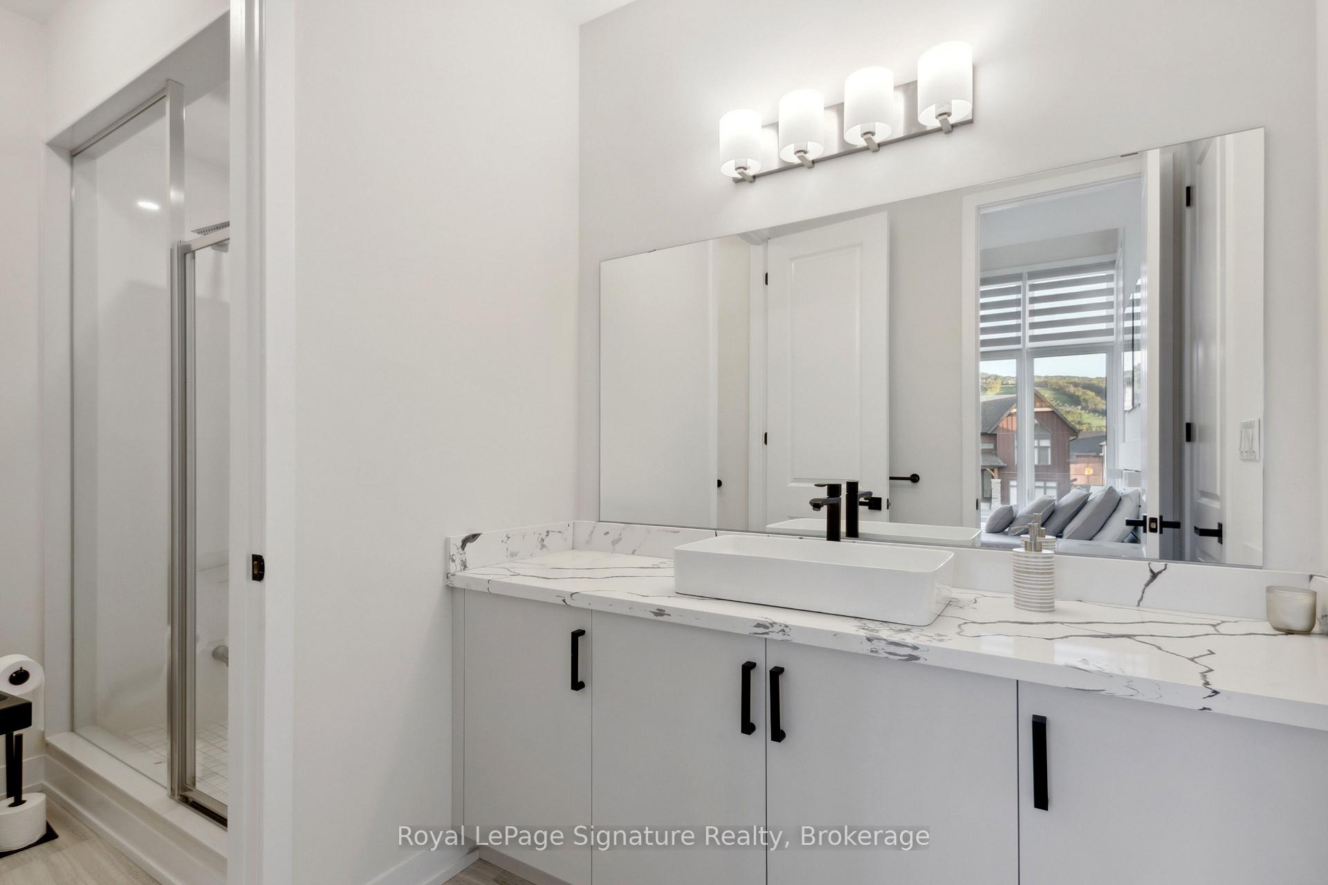 Photo 20 of 102 Stoneleigh Drive, Blue Mountains — HOMEH