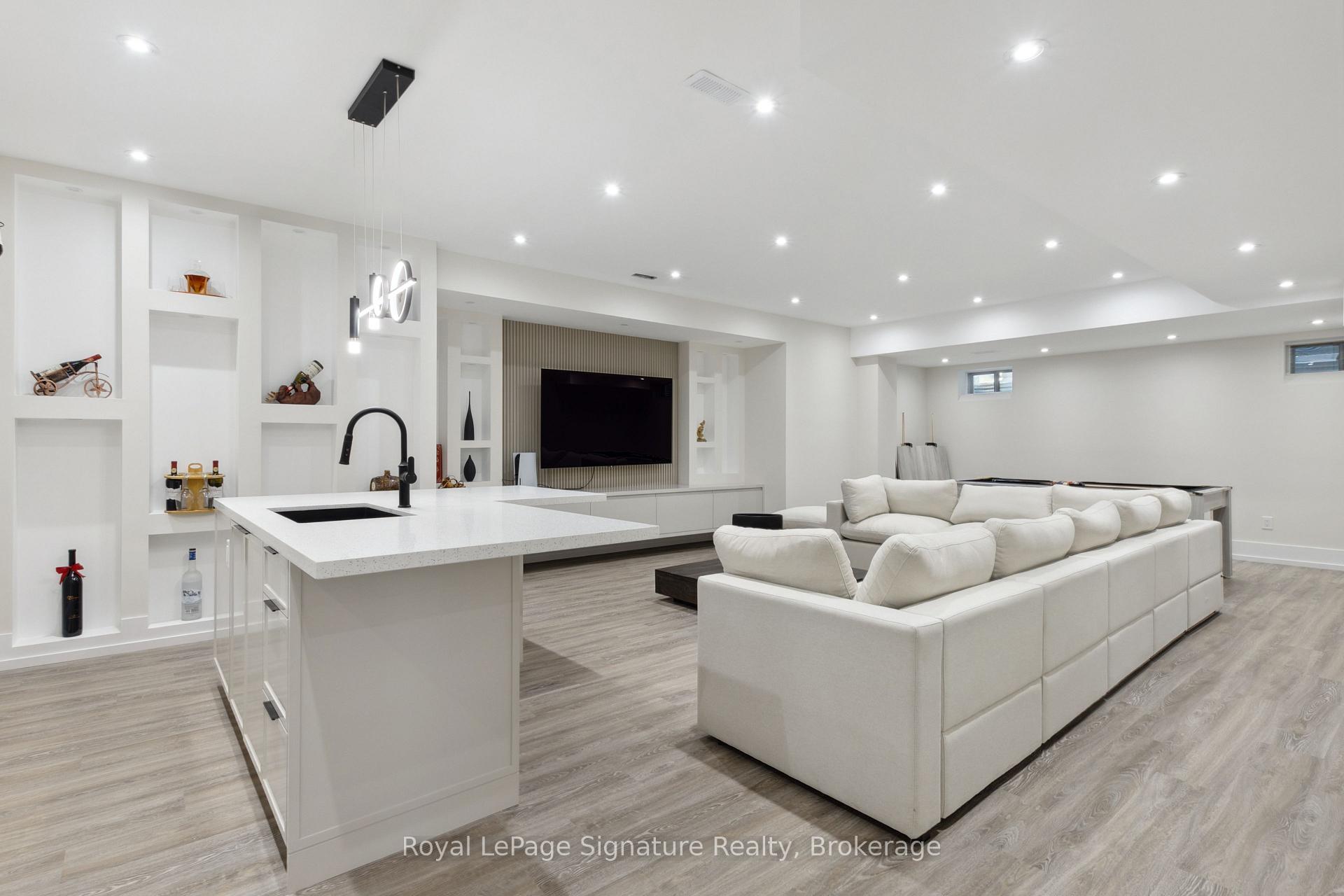 Photo 25 of 102 Stoneleigh Drive, Blue Mountains — HOMEH