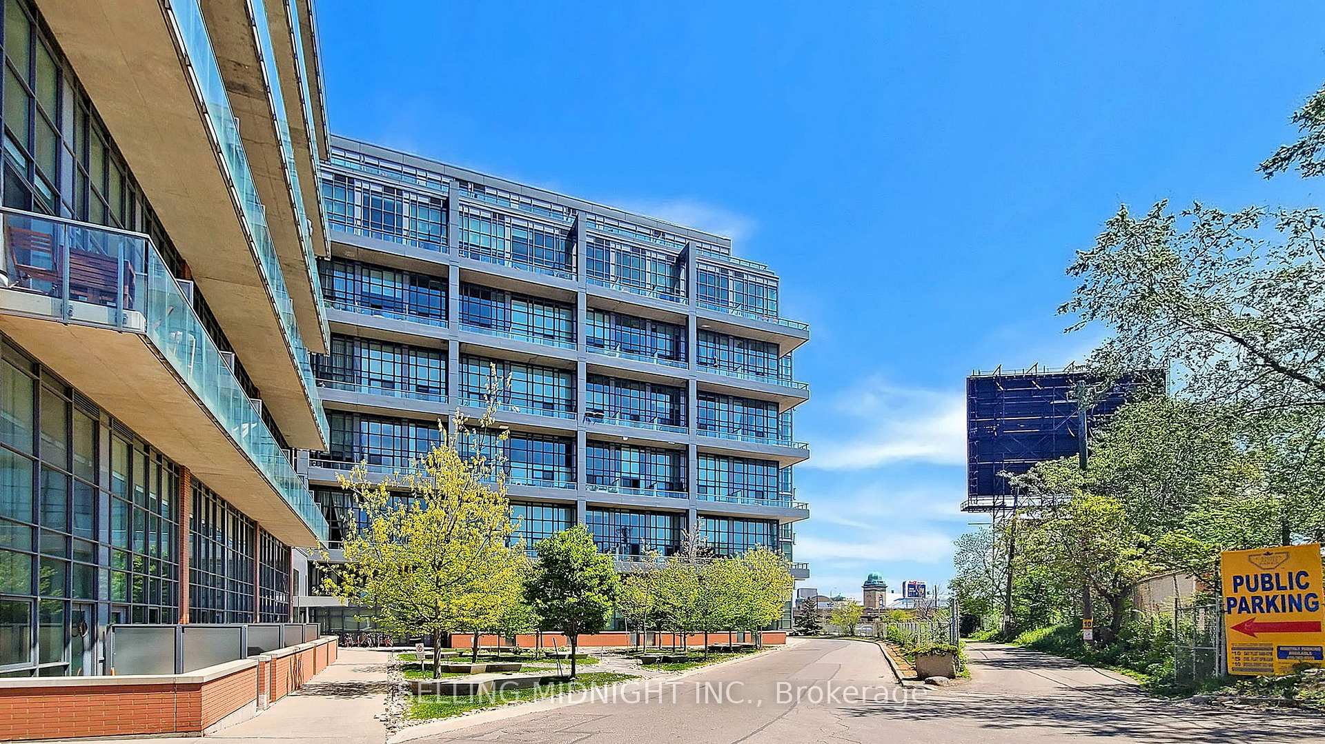 Photo 1 of Unit 540, 5 Hanna Avenue, Toronto, Niagara — HOMEH