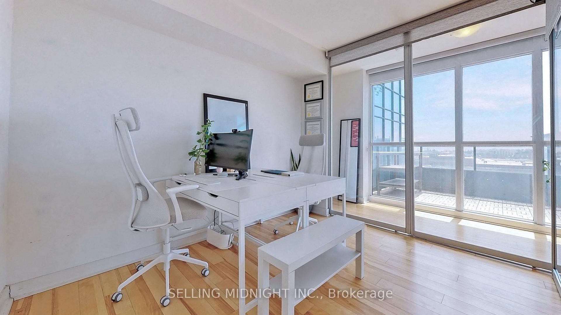 Photo 15 of Unit 540, 5 Hanna Avenue, Toronto, Niagara — HOMEH