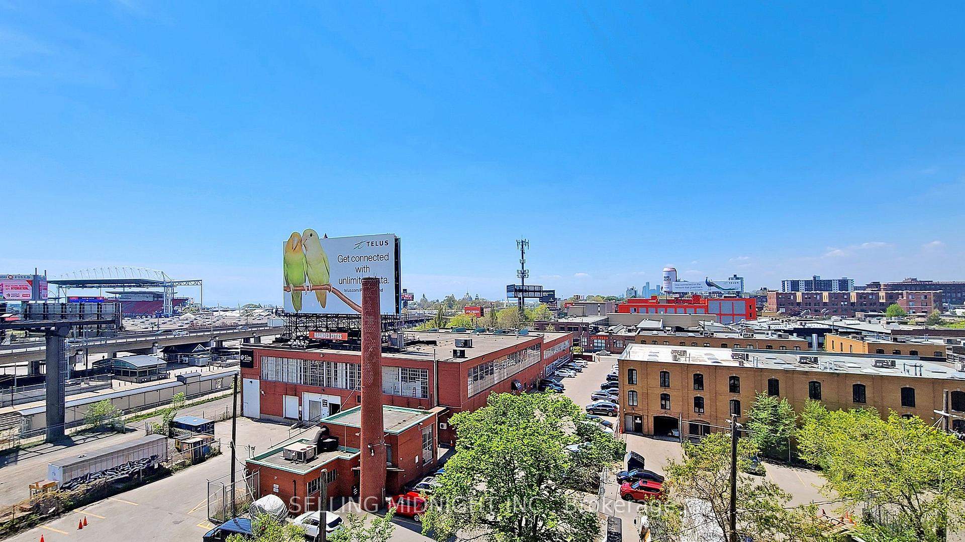 Photo 38 of Unit 540, 5 Hanna Avenue, Toronto, Niagara — HOMEH