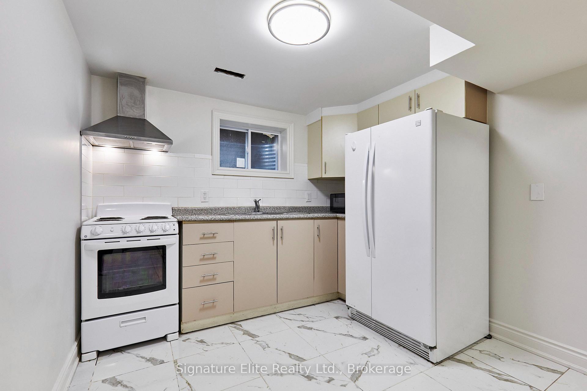 Photo 1 of Unit Bsmt, 37 Tarsus Crescent, Scarborough, Highland Creek — HOMEH