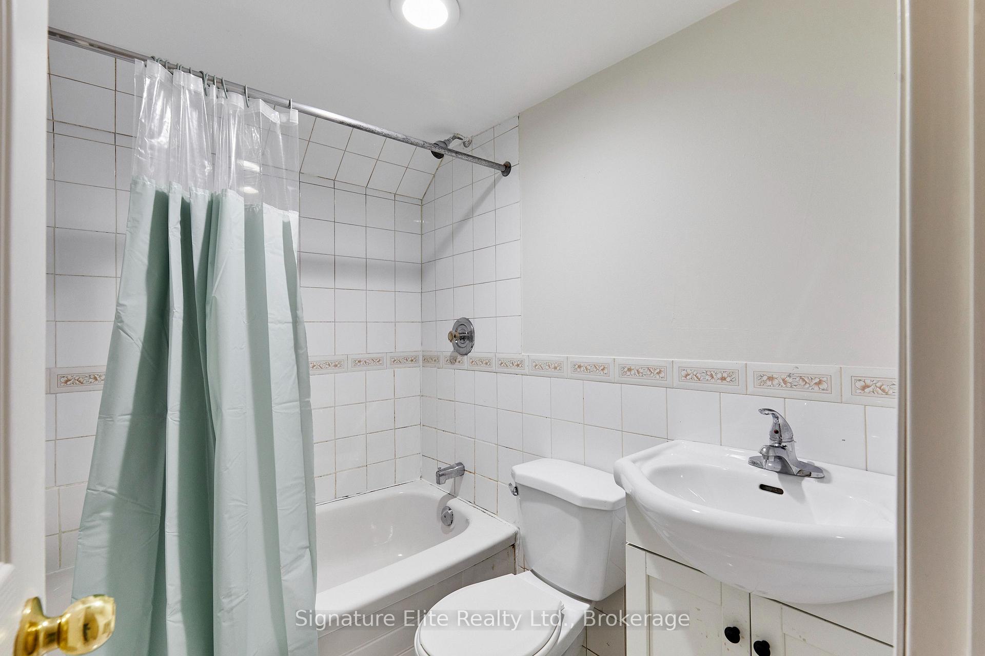 Photo 11 of Unit Bsmt, 37 Tarsus Crescent, Scarborough, Highland Creek — HOMEH