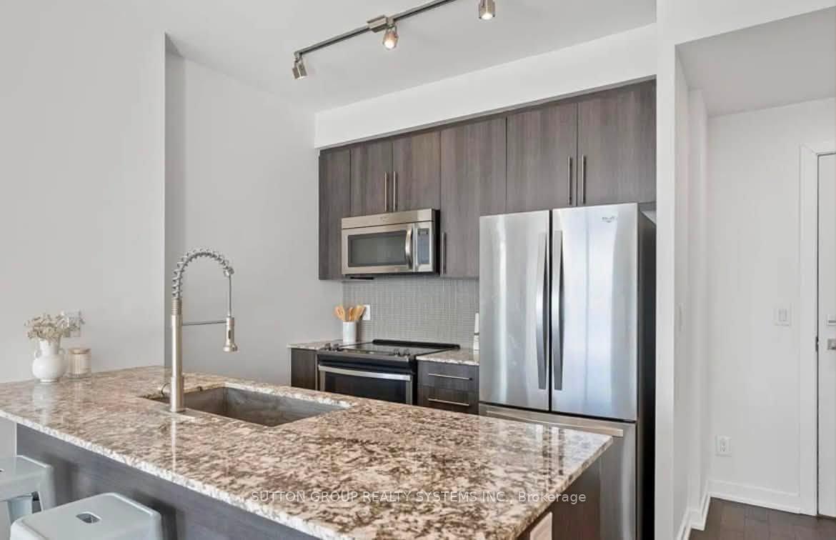 Front of Unit 4103, 510 Curran Place