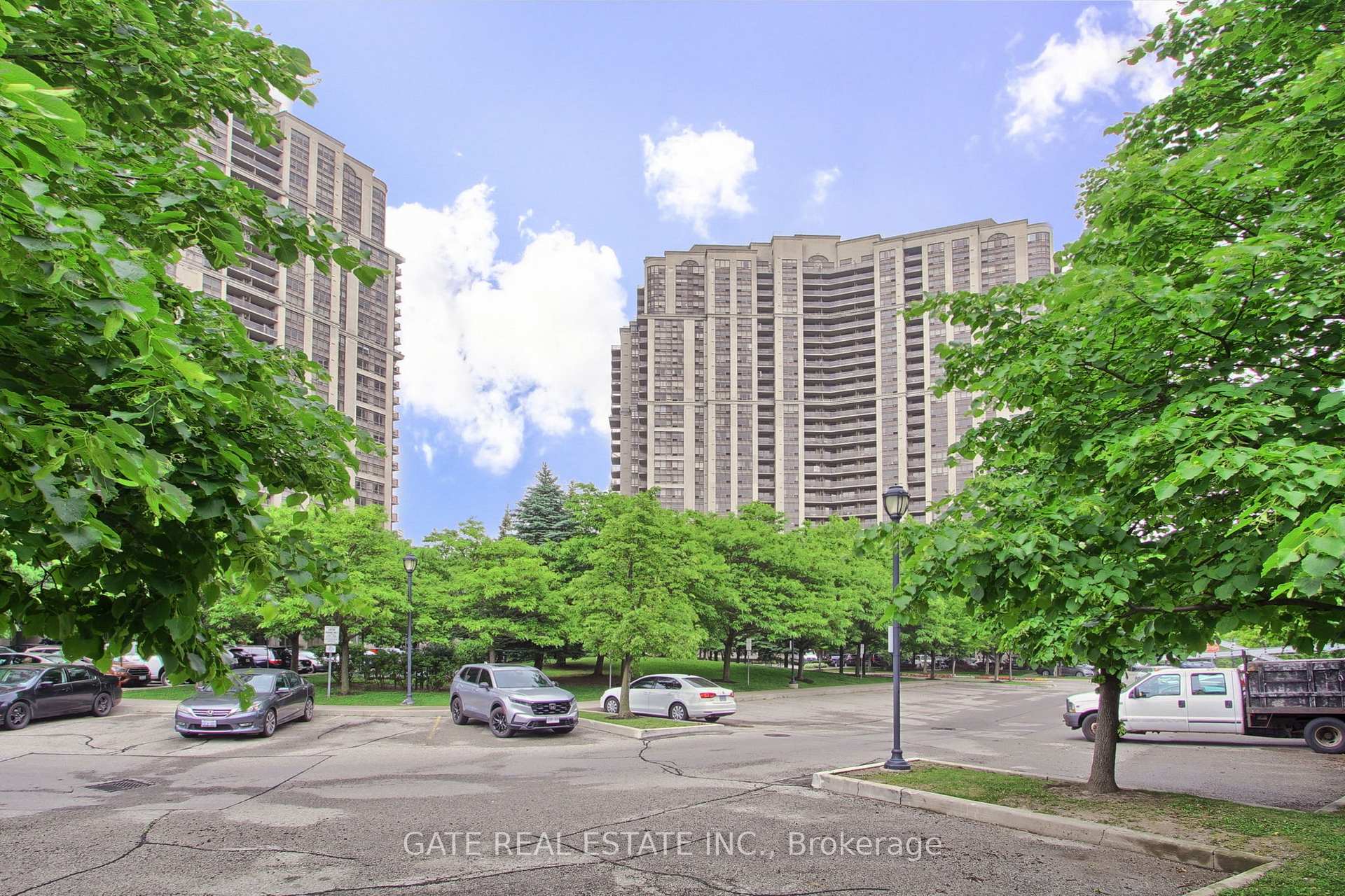 Photo 2 of Unit PH31, 700 Humberwood Boulevard, Etobicoke, West Humber-Clairville — HOMEH