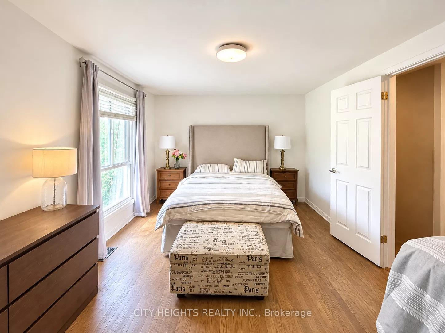 Photo 7 of Unit 40, 40 wild Briarway Way, North York, Bayview Village — HOMEH