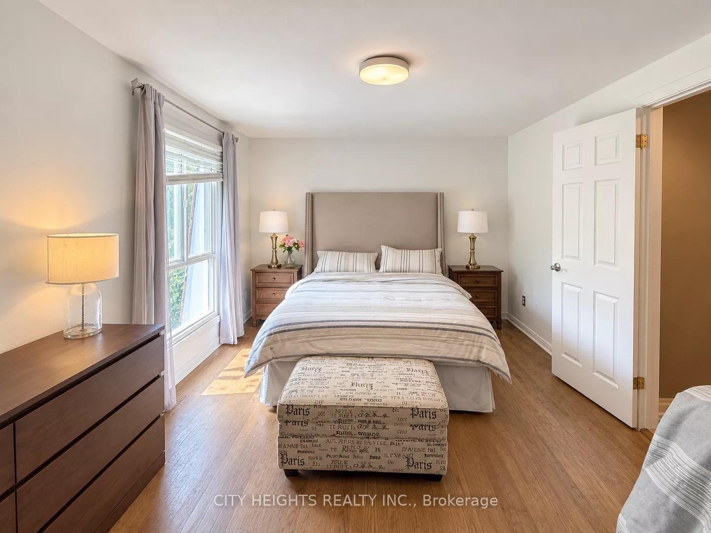 Photo 8 of Unit 40, 40 wild Briarway Way, North York, Bayview Village — HOMEH