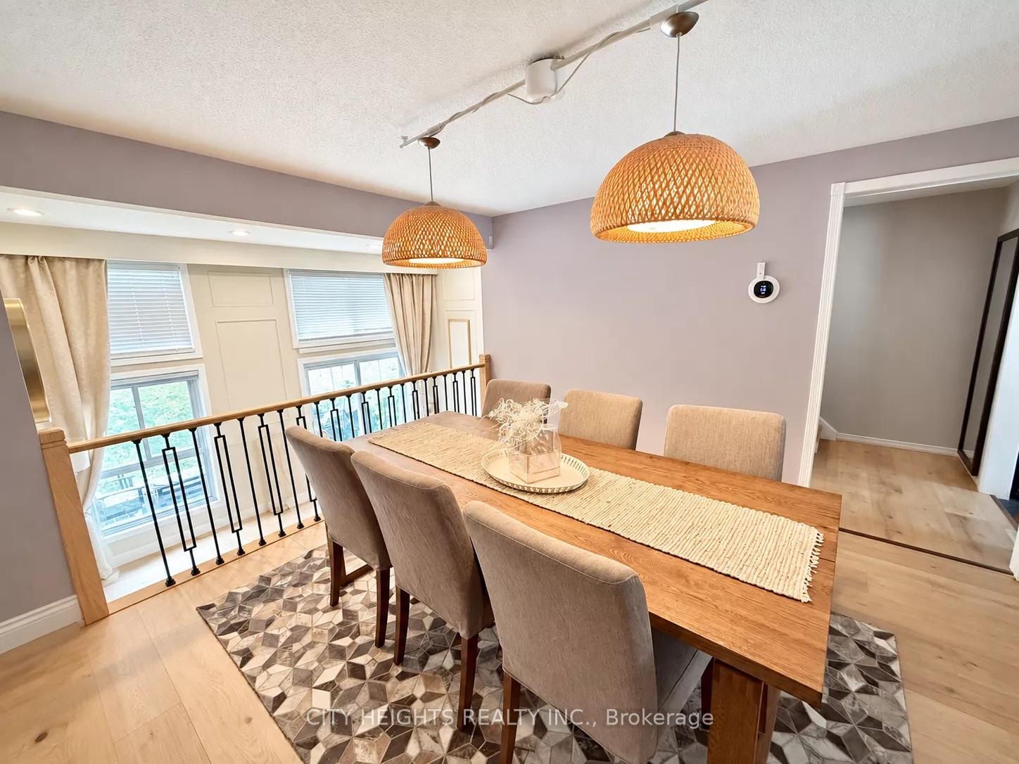 Photo 13 of Unit 40, 40 wild Briarway Way, North York, Bayview Village — HOMEH