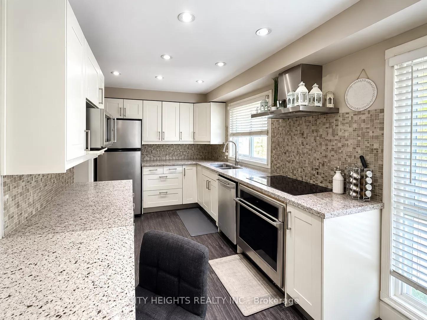 Photo 19 of Unit 40, 40 wild Briarway Way, North York, Bayview Village — HOMEH