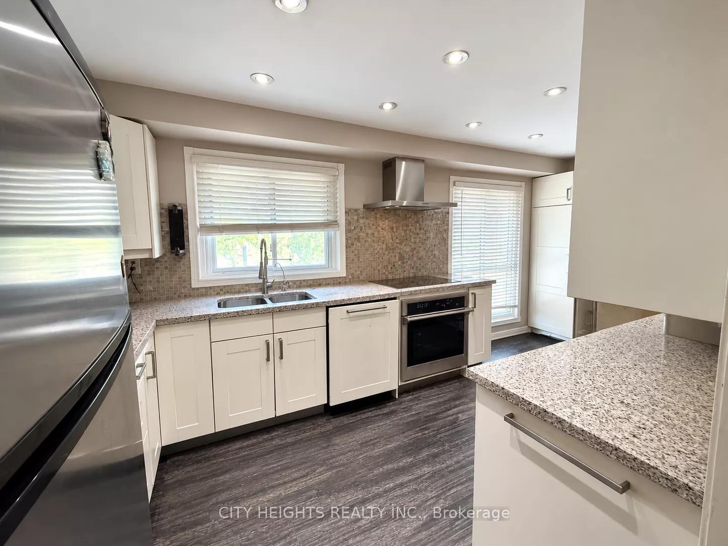 Photo 20 of Unit 40, 40 wild Briarway Way, North York, Bayview Village — HOMEH