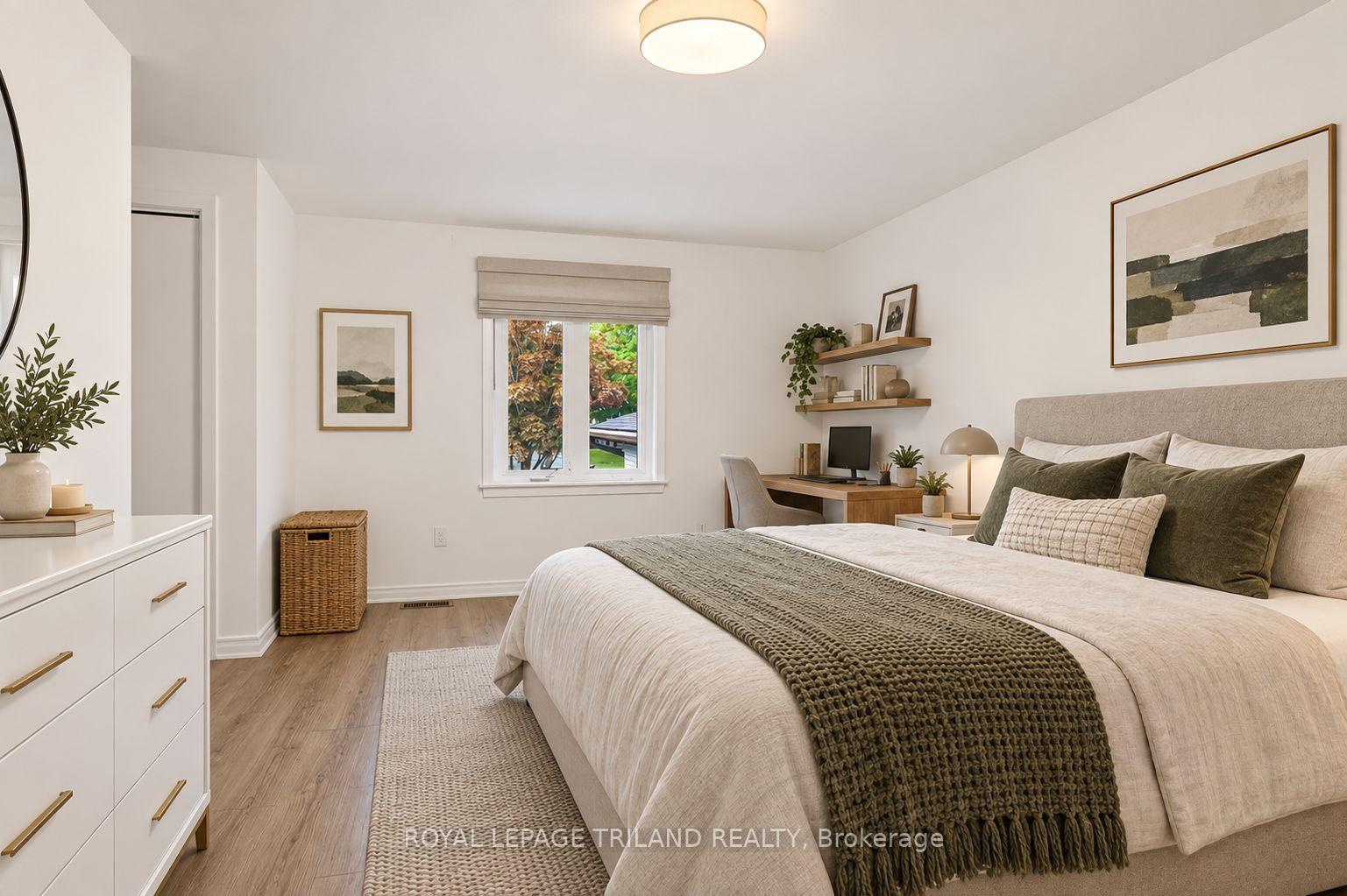 Photo 9 of 81 Wakefield Crescent, London, North H — HOMEH
