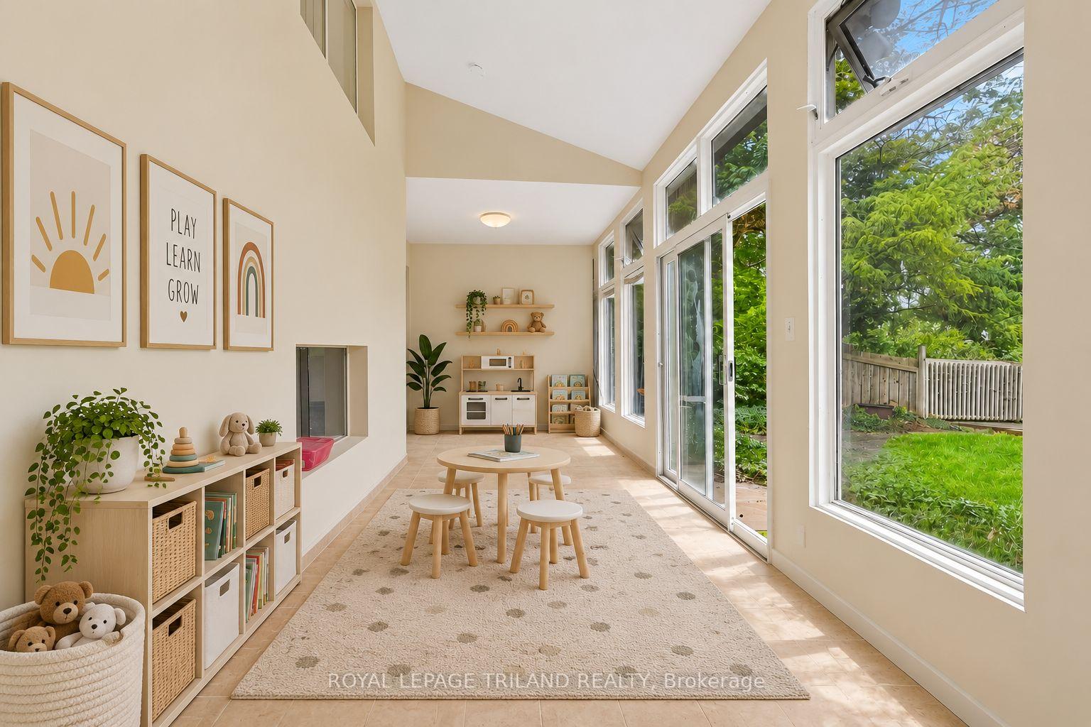 Photo 14 of 81 Wakefield Crescent, London, North H — HOMEH