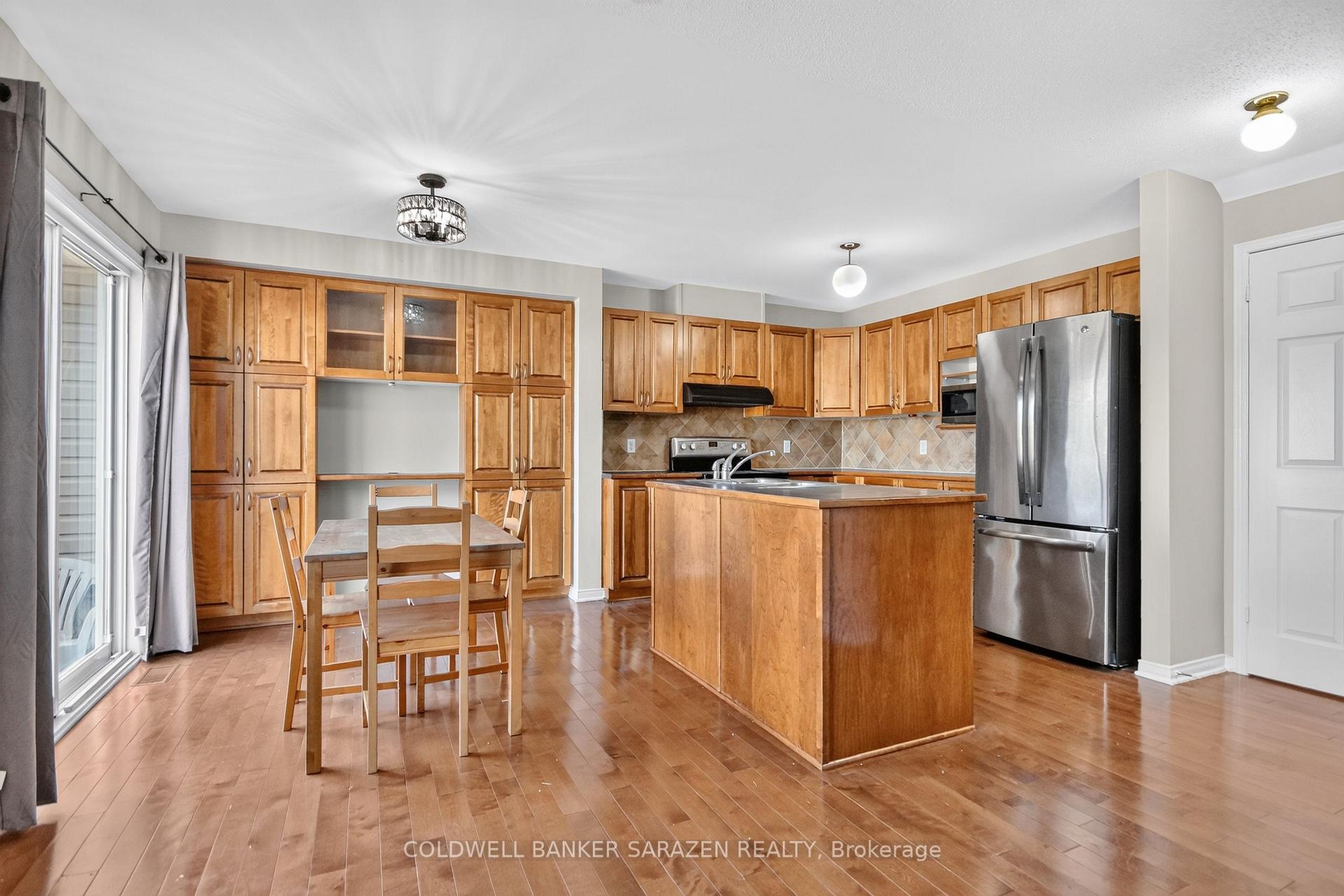 Photo 16 of 111 Harbour View Street, Ottawa, Barrhaven - Strandherd — HOMEH