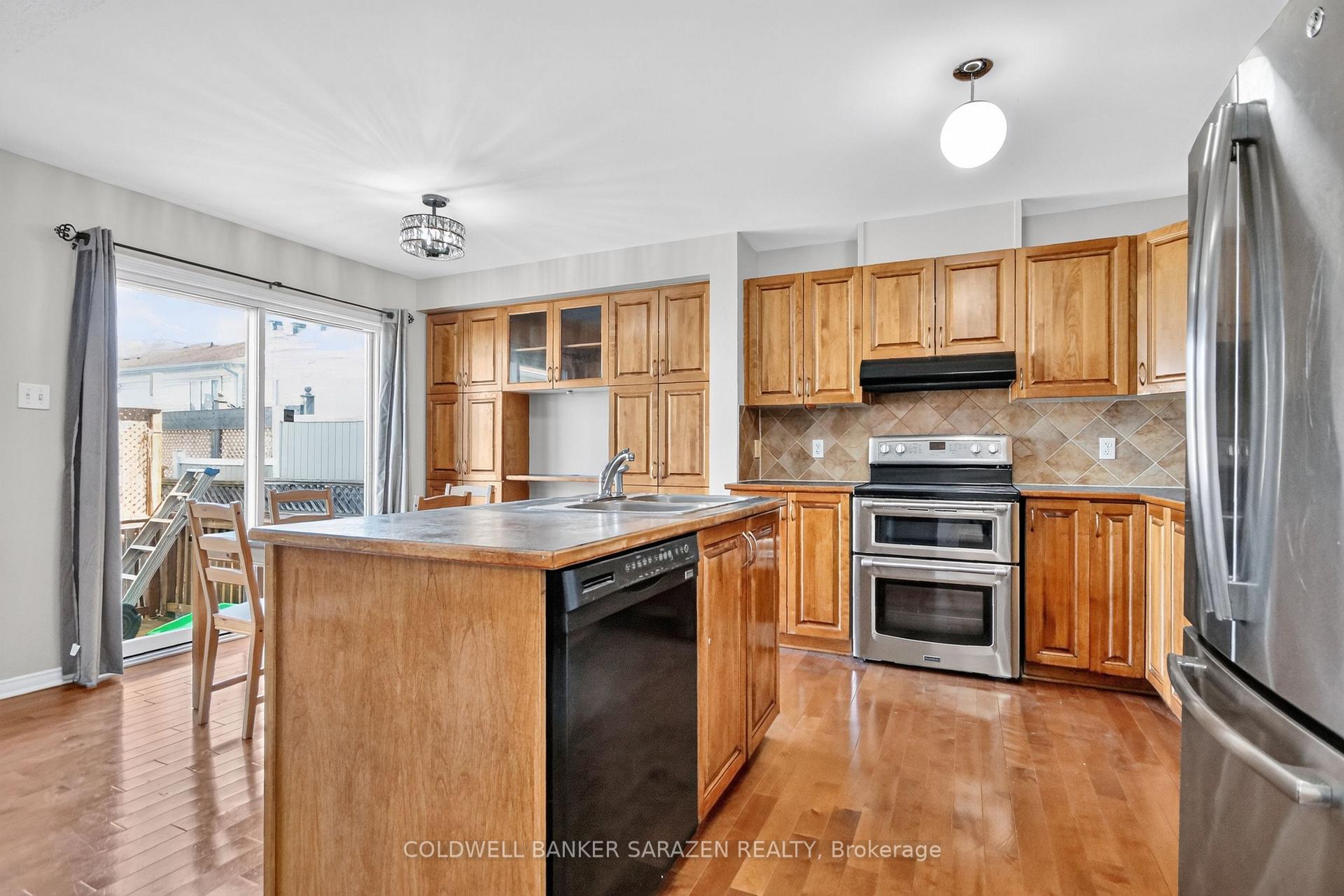 Photo 23 of 111 Harbour View Street, Ottawa, Barrhaven - Strandherd — HOMEH