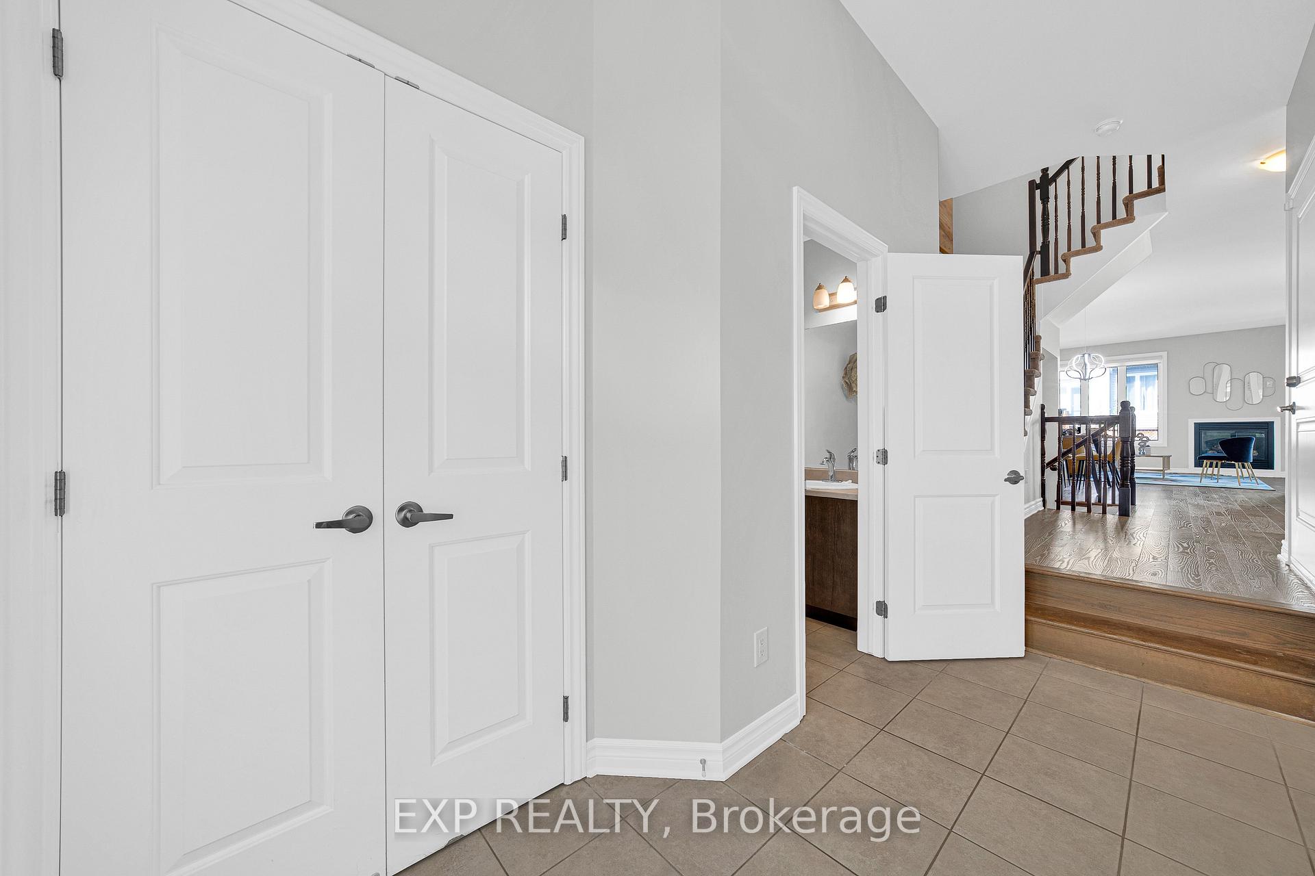 Photo 15 of 735 Teasel Way, Ottawa, Leitrim — HOMEH