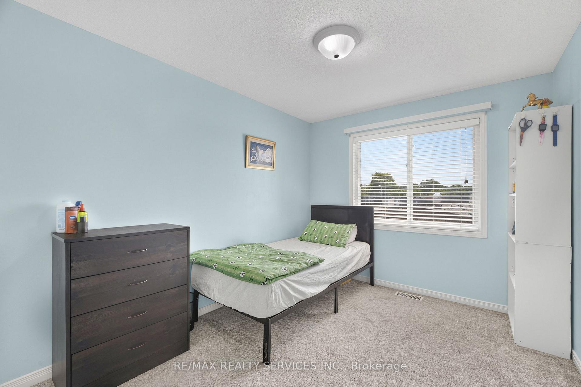 Photo 28 of Unit 17, 120 Dudhope Avenue, Cambridge, Christopher-Champlain — HOMEH