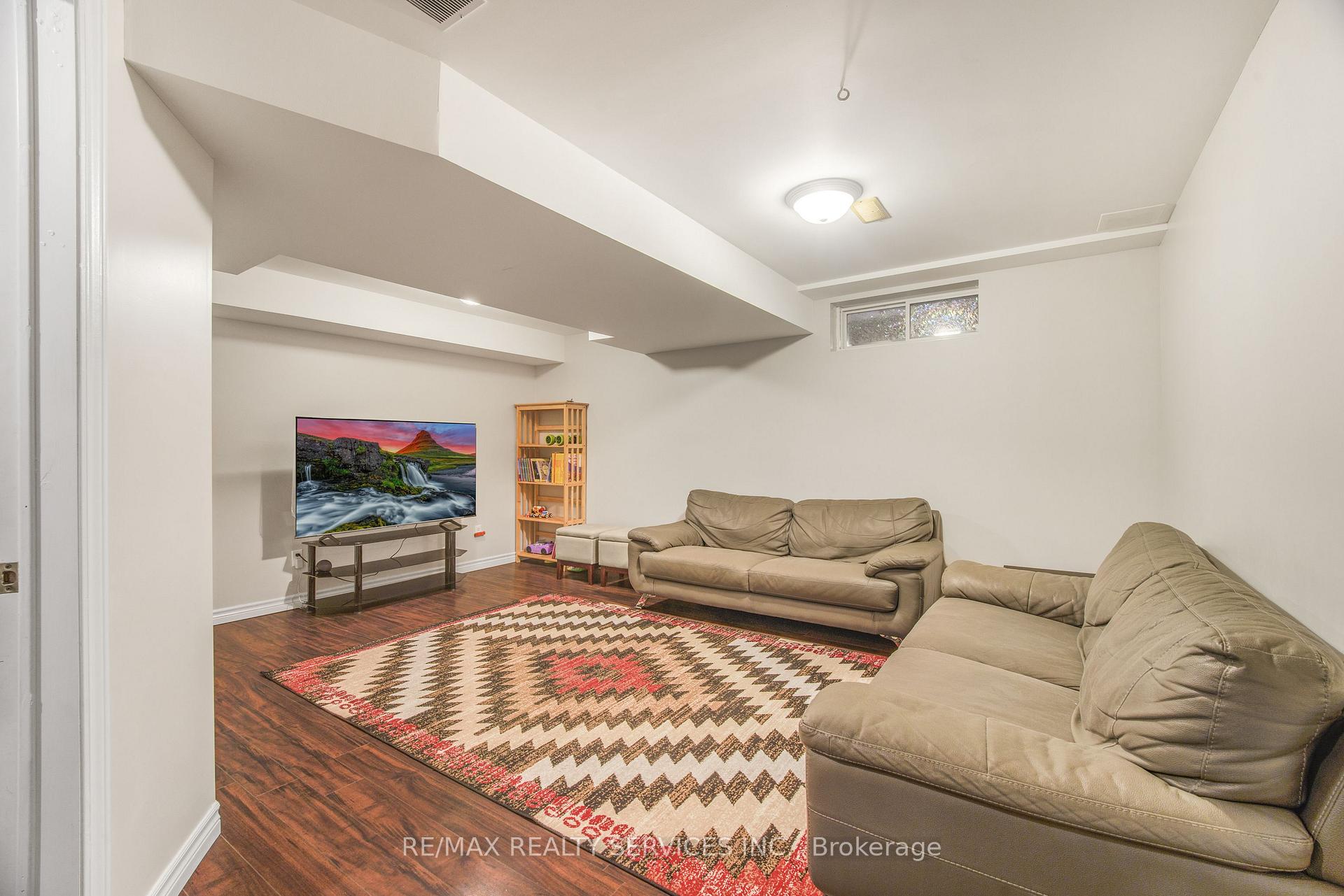 Photo 32 of Unit 17, 120 Dudhope Avenue, Cambridge, Christopher-Champlain — HOMEH