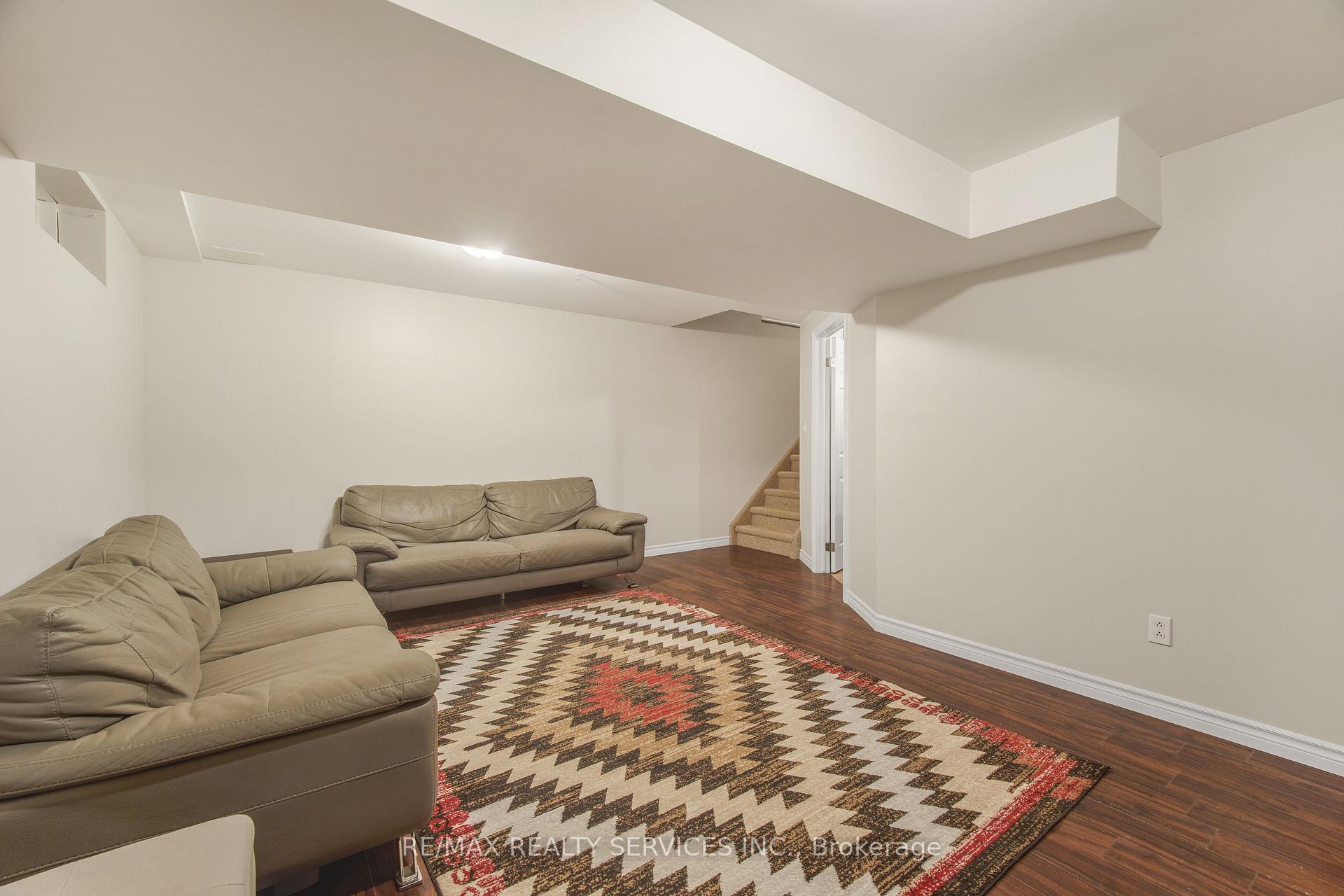 Photo 34 of Unit 17, 120 Dudhope Avenue, Cambridge, Christopher-Champlain — HOMEH