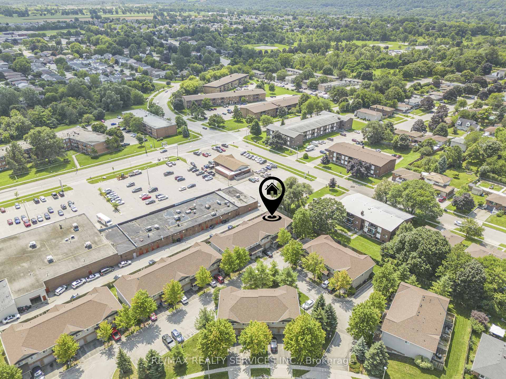 Photo 40 of Unit 17, 120 Dudhope Avenue, Cambridge, Christopher-Champlain — HOMEH