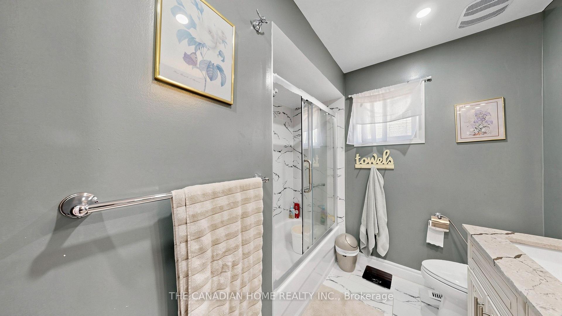 Photo 27 of 68 Banington Crescent, Brampton, Snelgrove — HOMEH