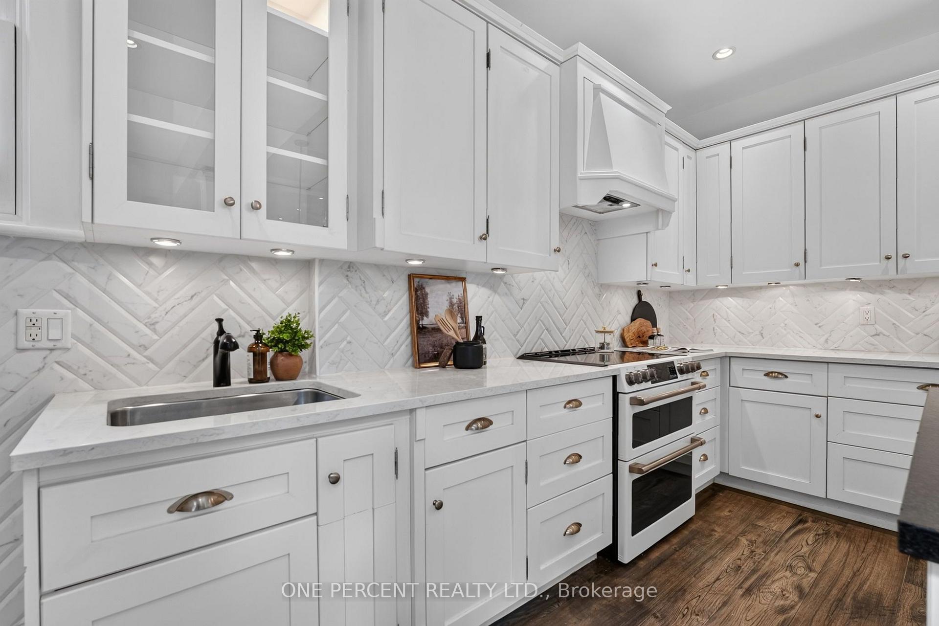 Photo 18 of 16 Beulah Avenue, Hamilton, Kirkendall — HOMEH