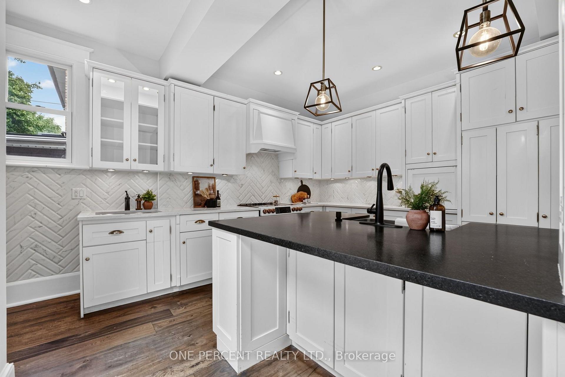 Photo 20 of 16 Beulah Avenue, Hamilton, Kirkendall — HOMEH