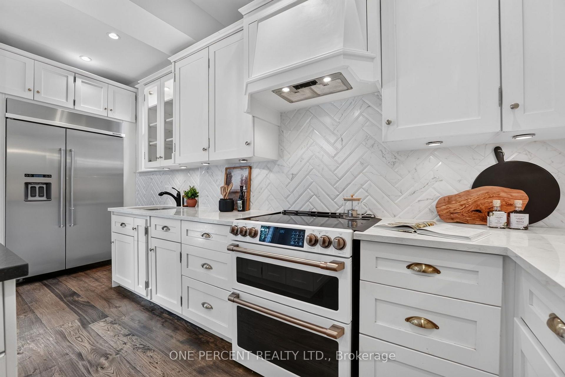 Photo 21 of 16 Beulah Avenue, Hamilton, Kirkendall — HOMEH