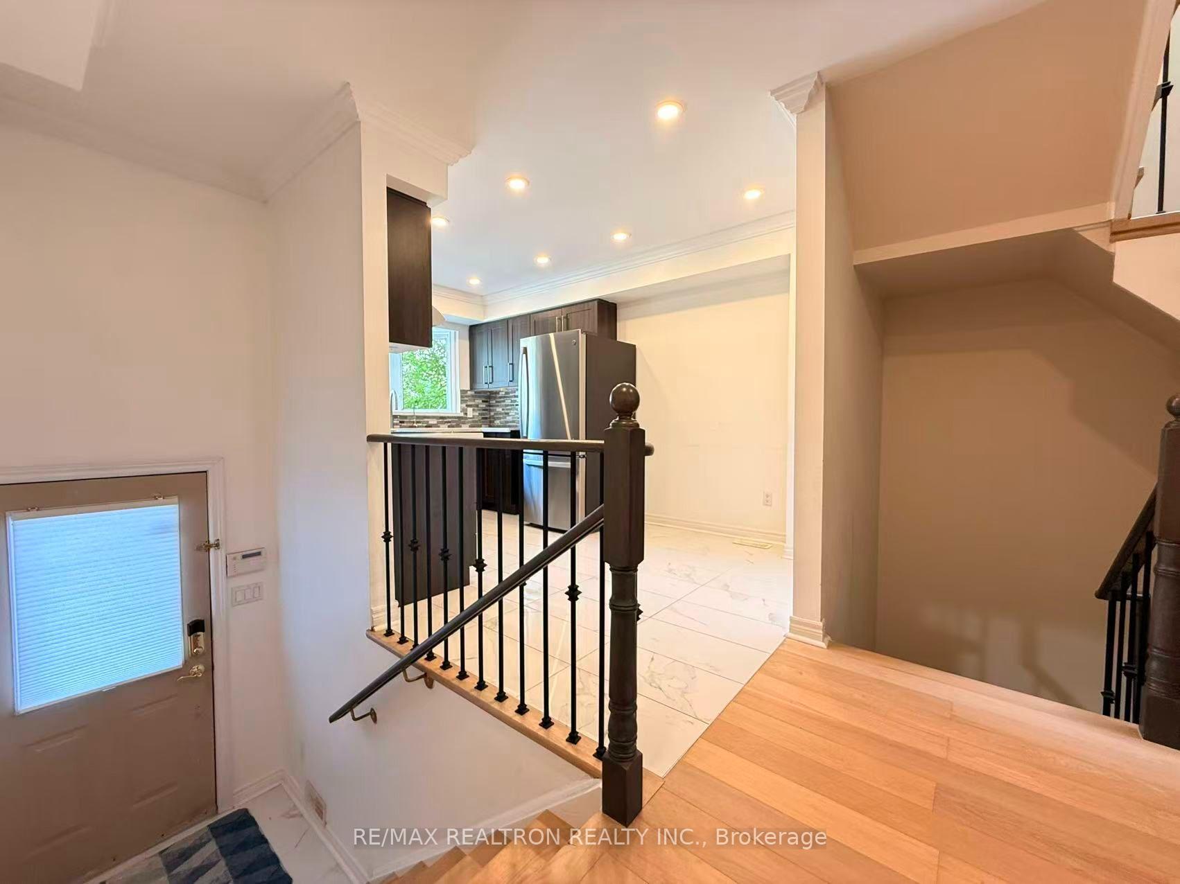 Photo 6 of 269 Finch Avenue E, North York, Willowdale East — HOMEH