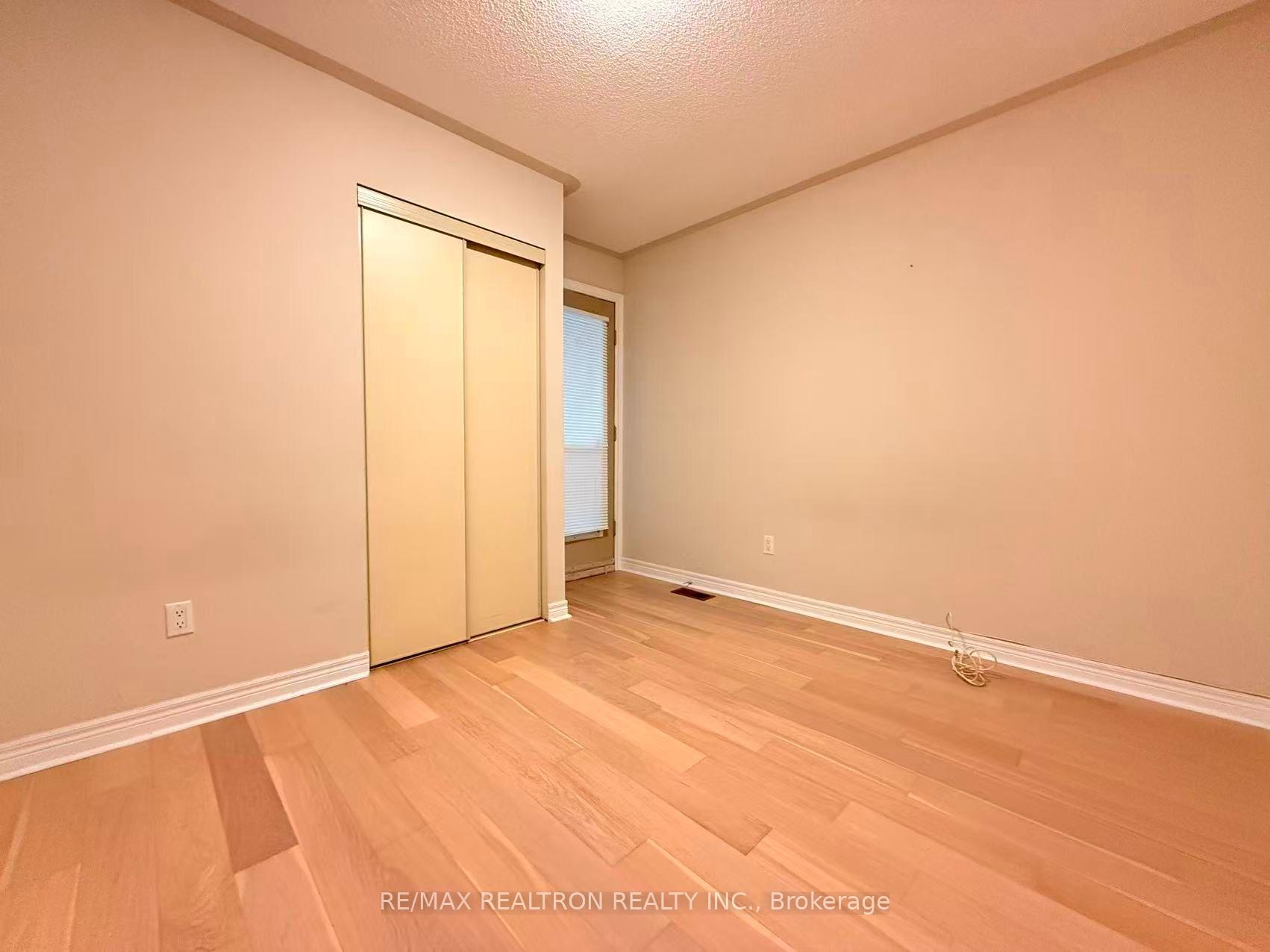 Photo 23 of 269 Finch Avenue E, North York, Willowdale East — HOMEH