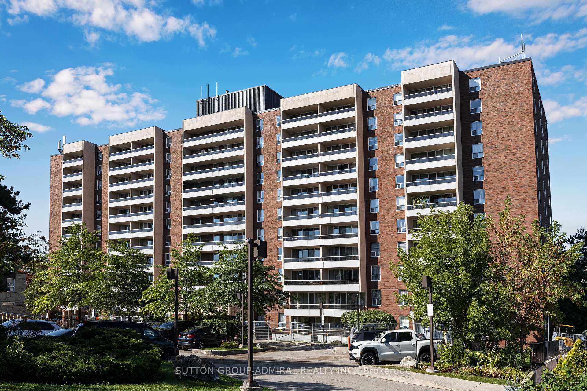 Photo 1 of Unit 503, 31 Four Winds Drive, North York, York University Heights — HOMEH